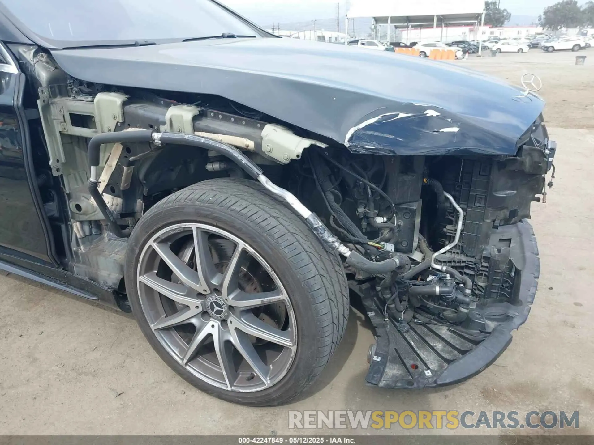6 Photograph of a damaged car WDDUG6GB2LA517568 MERCEDES-BENZ S 450 2020