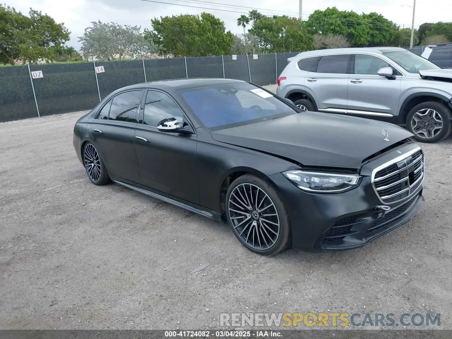 1 Фотография поврежденного автомобиля W1K6G6DB0NA148354 MERCEDES-BENZ S 500 2022