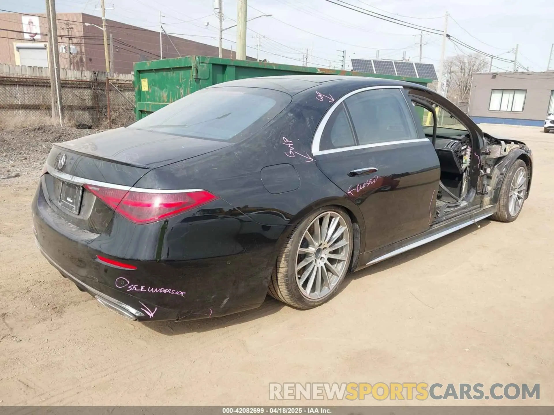 4 Photograph of a damaged car W1K6G6DB5PA172216 MERCEDES-BENZ S 500 2023