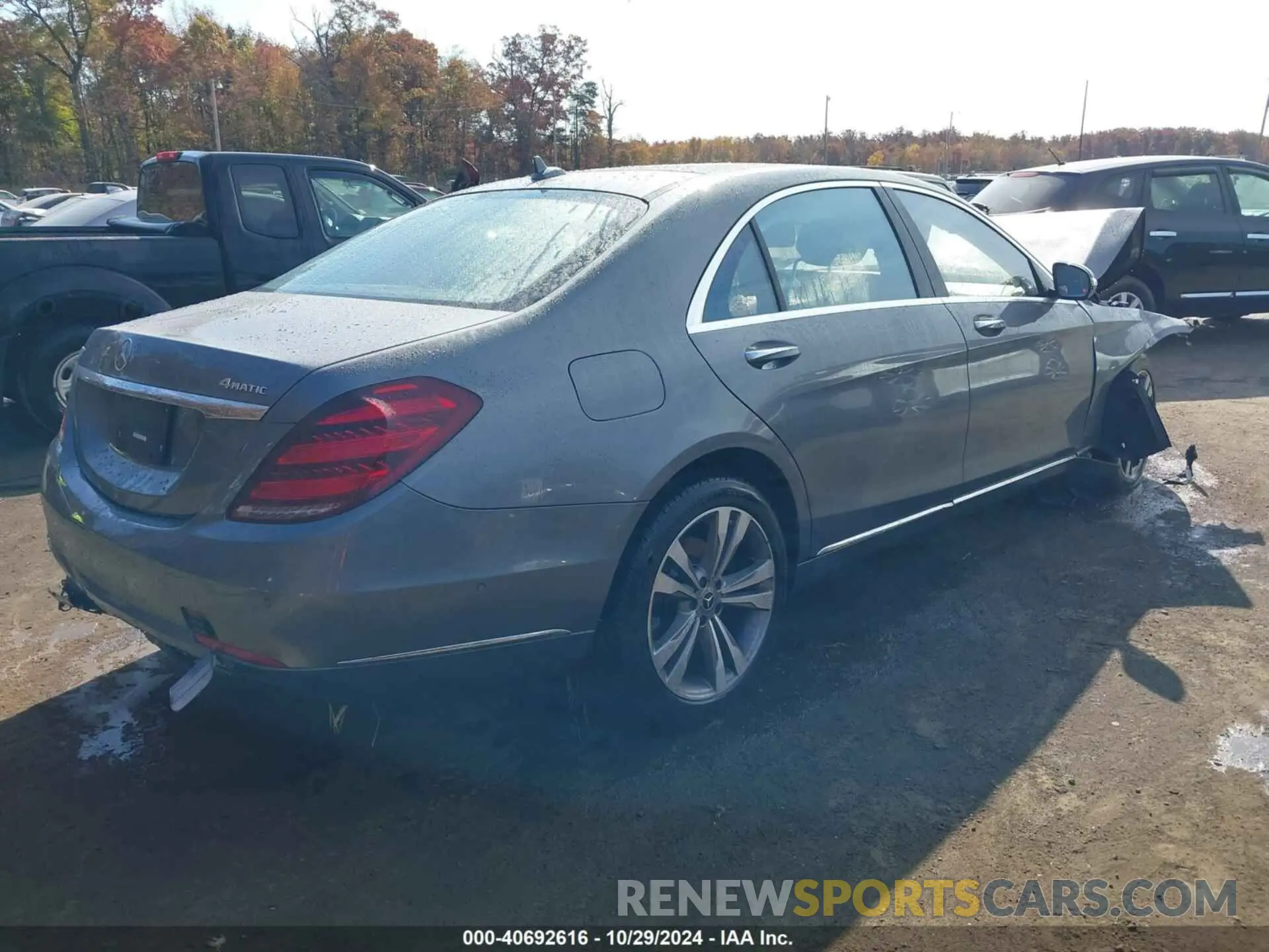 4 Фотография поврежденного автомобиля WDDUG8GB1KA444168 MERCEDES-BENZ S 560 2019