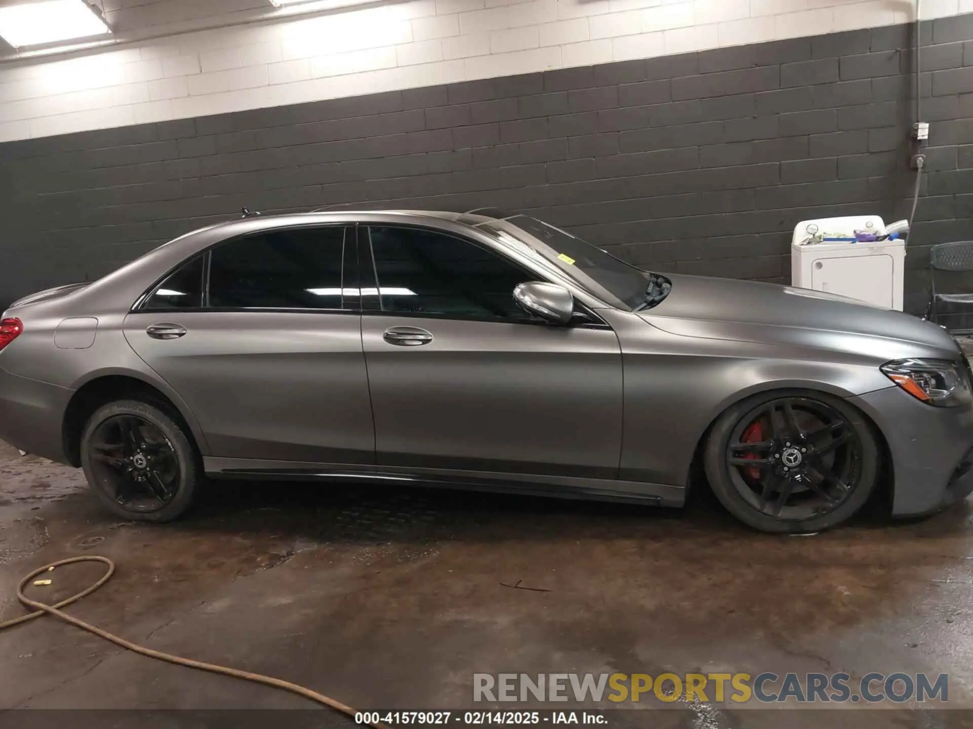 13 Фотография поврежденного автомобиля WDDUG8GB6KA457322 MERCEDES-BENZ S 560 2019