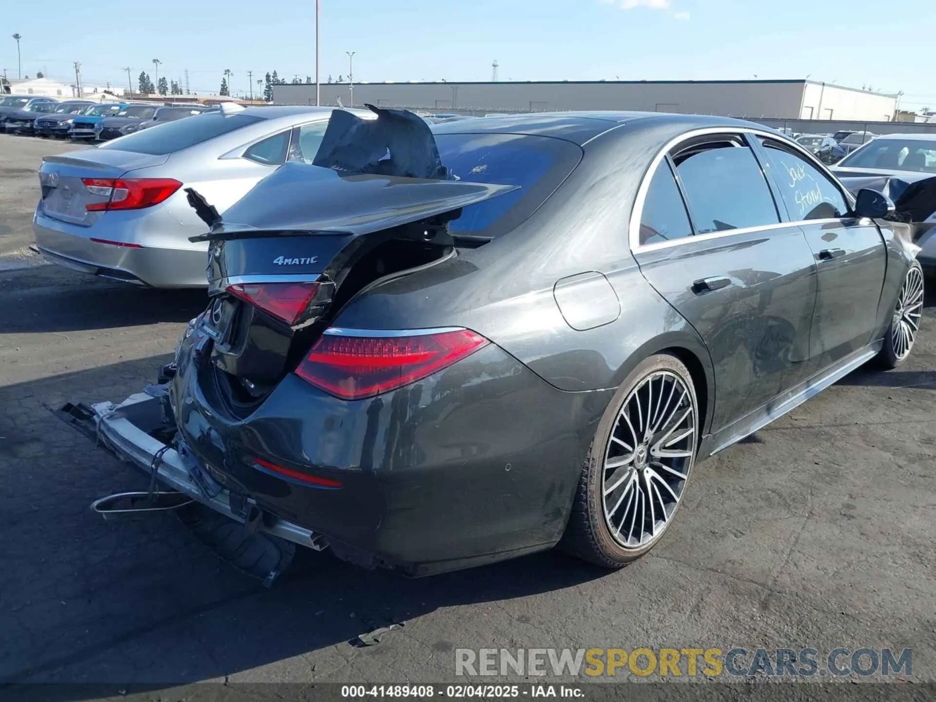 4 Фотография поврежденного автомобиля W1K6G7GB7MA057744 MERCEDES-BENZ S 580 2021
