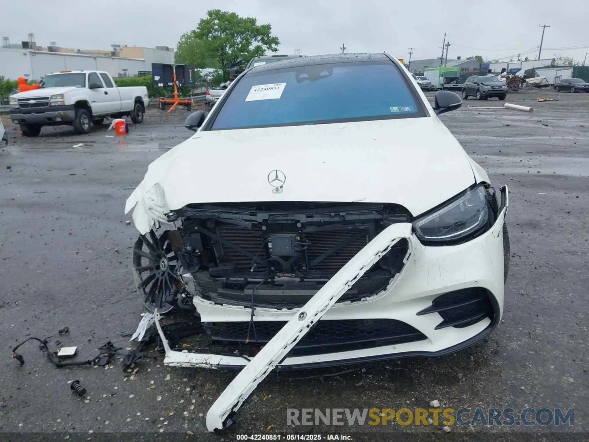 11 Photograph of a damaged car W1K6G7GB0NA143124 MERCEDES-BENZ S 580 2022