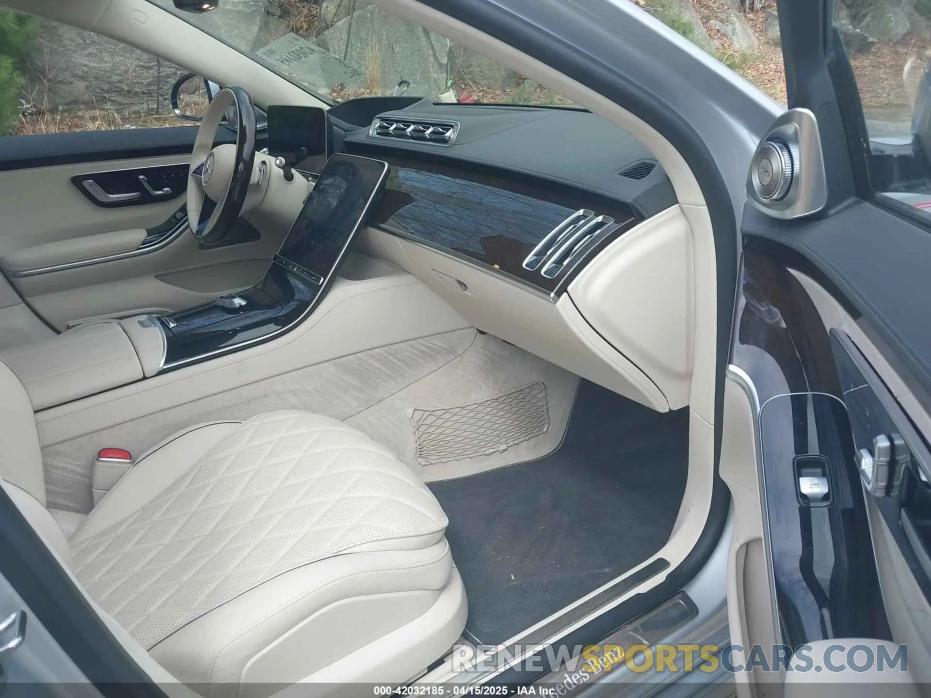 5 Photograph of a damaged car W1K6G7GBXNA156561 MERCEDES-BENZ S 580 2022