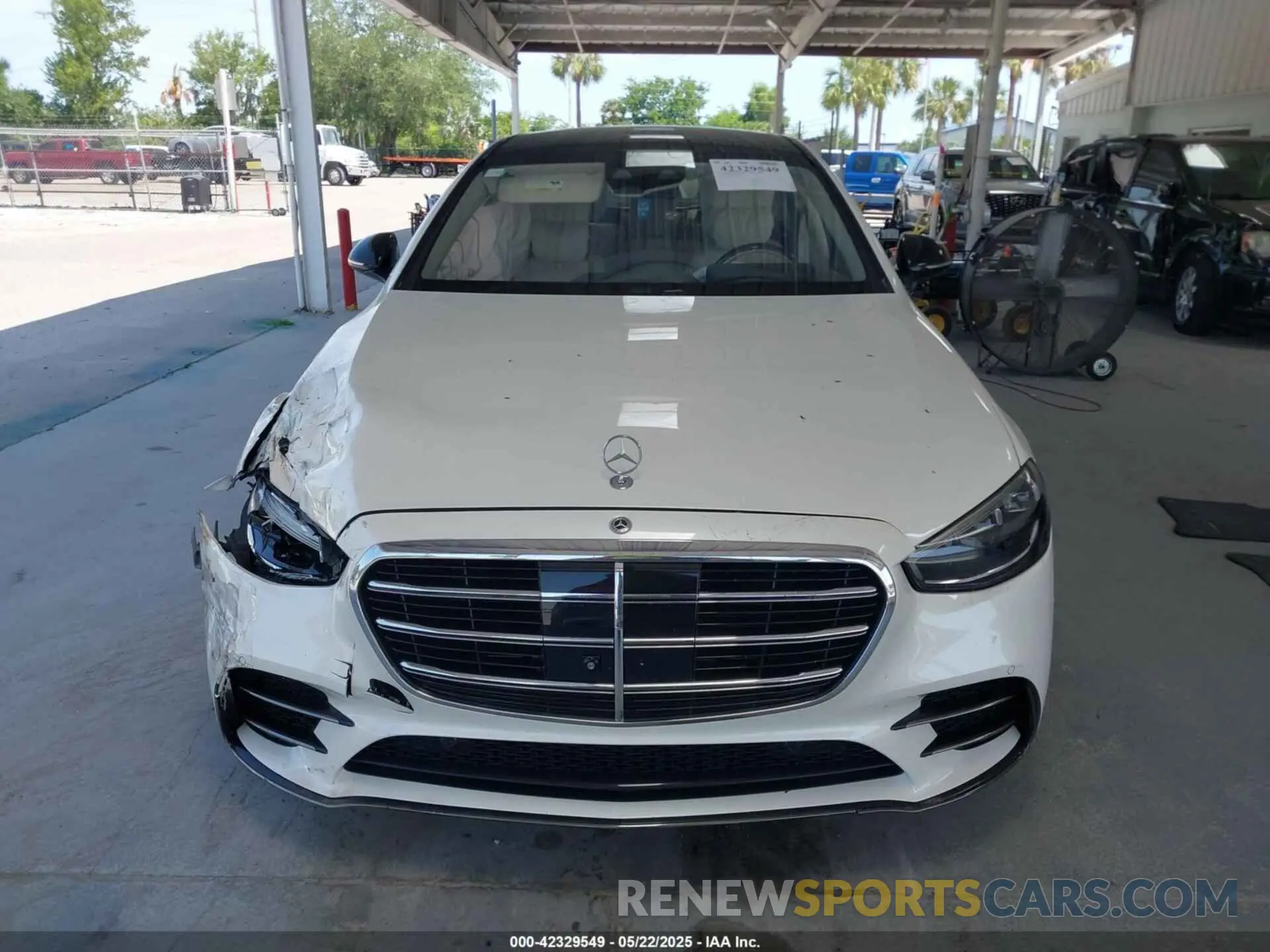 12 Photograph of a damaged car W1K6G7GB8PA234421 MERCEDES-BENZ S 580 2023