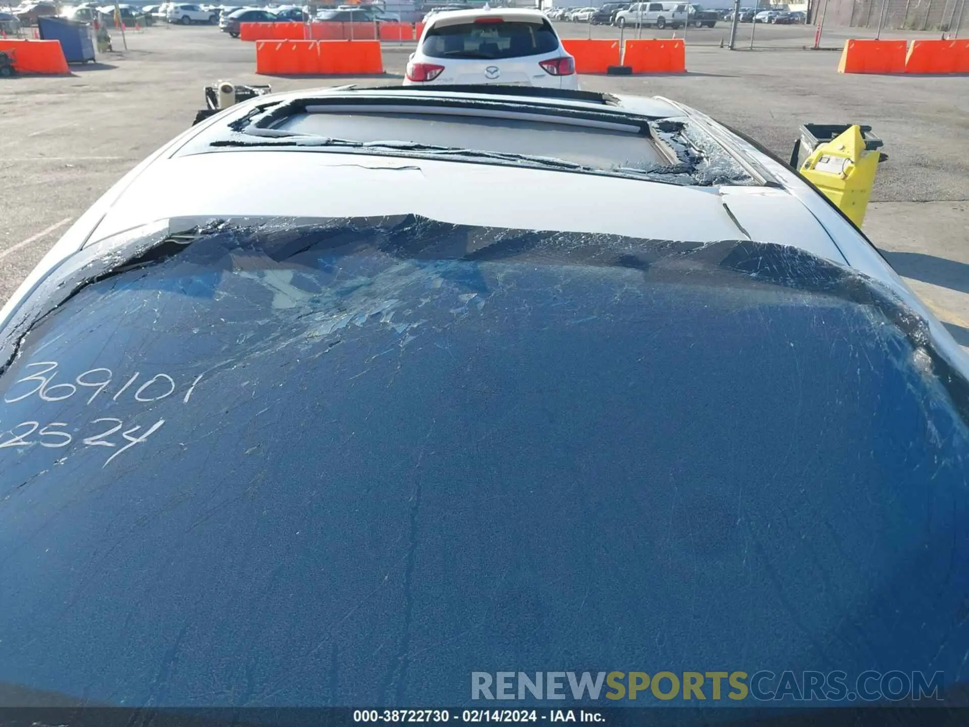 18 Photograph of a damaged car W1K6G7GBXPA191068 MERCEDES-BENZ S 580 2023