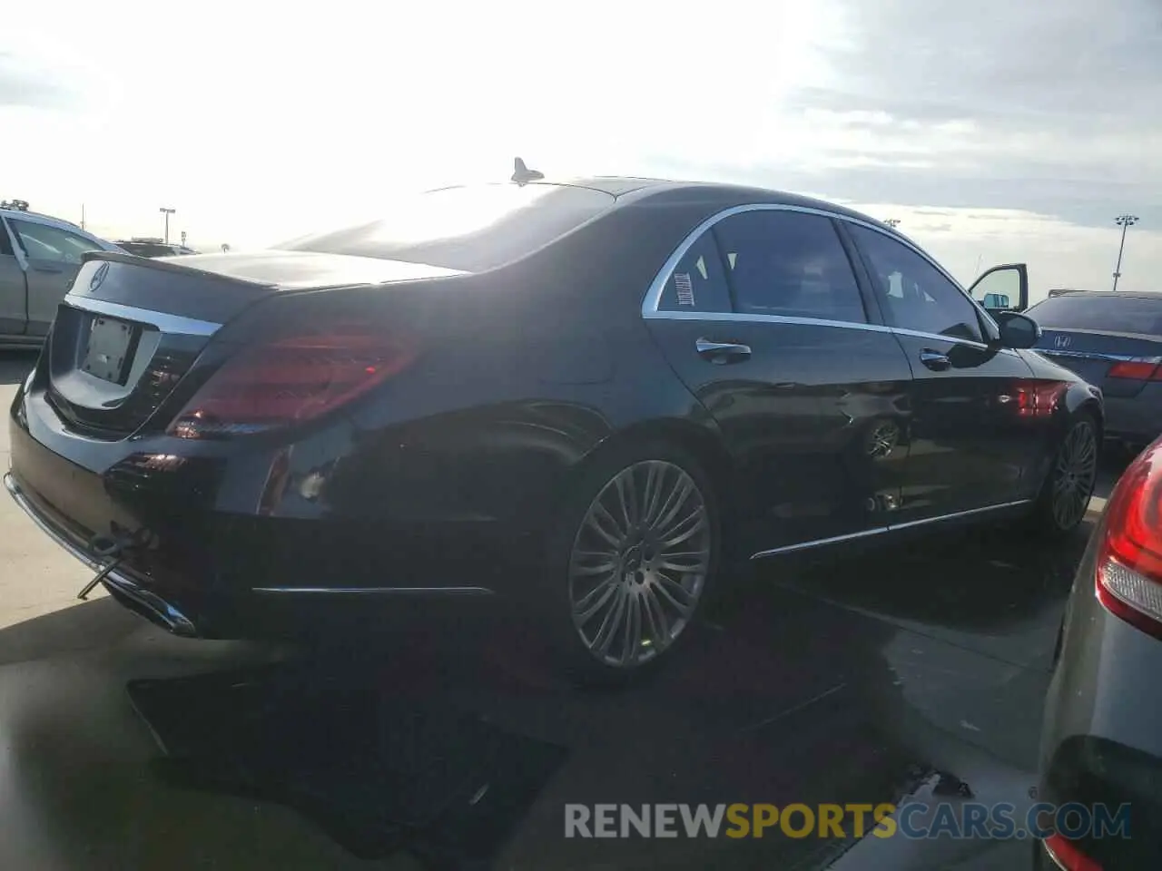 3 Фотография поврежденного автомобиля WDDUG8DB0KA435479 MERCEDES-BENZ S-CLASS 2019