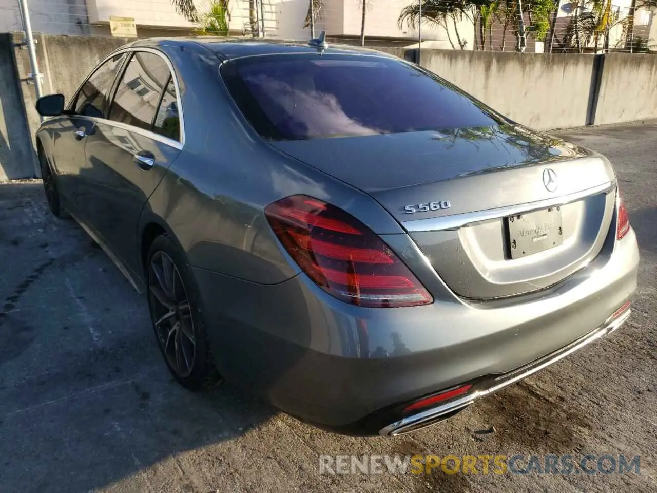 3 Фотография поврежденного автомобиля WDDUG8DB1KA437600 MERCEDES-BENZ S-CLASS 2019