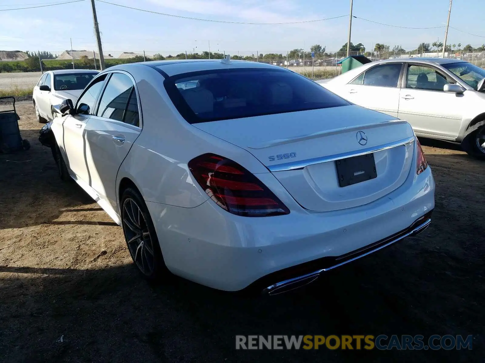 3 Фотография поврежденного автомобиля WDDUG8DB1KA437838 MERCEDES-BENZ S CLASS 2019