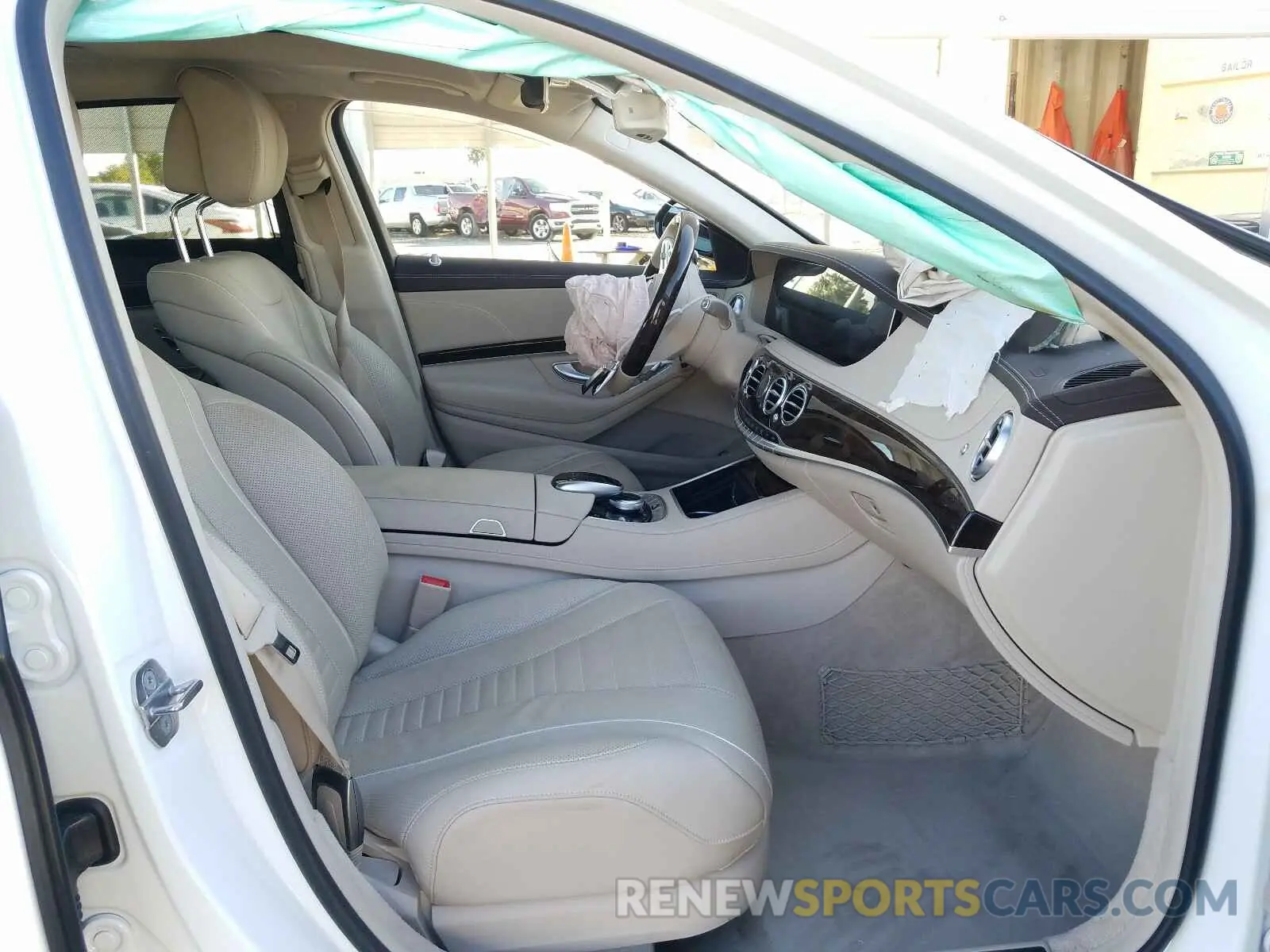 5 Фотография поврежденного автомобиля WDDUG8DB1KA437838 MERCEDES-BENZ S CLASS 2019
