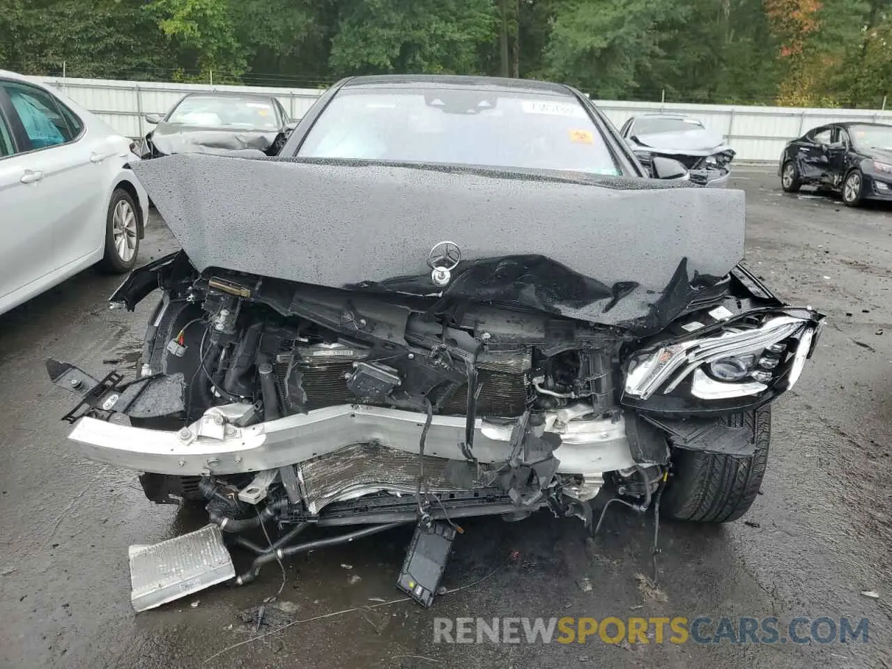 5 Photograph of a damaged car WDDUG8GB0KA469255 MERCEDES-BENZ S-CLASS 2019