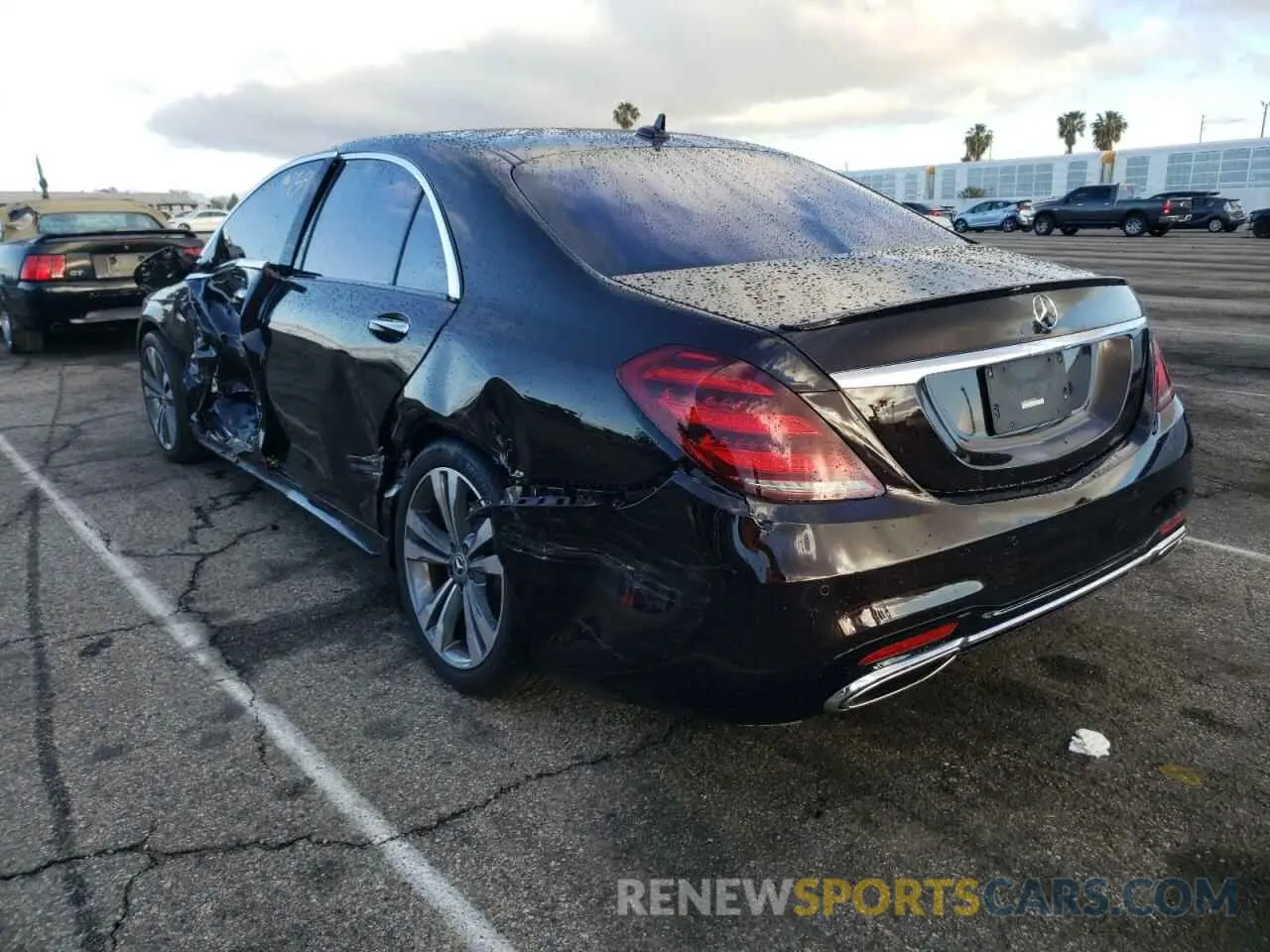 3 Photograph of a damaged car W1KUG8DB2LA529199 MERCEDES-BENZ S-CLASS 2020