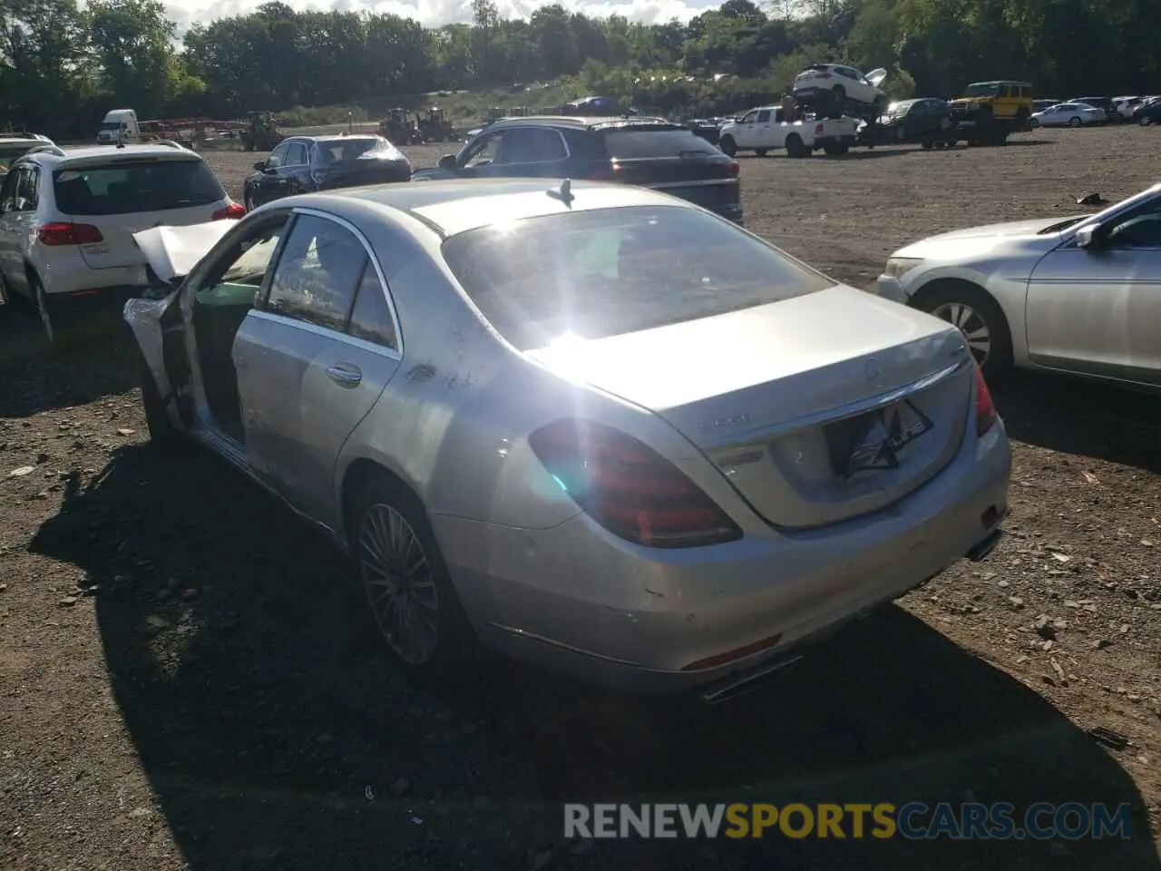 3 Photograph of a damaged car W1KUG8GB2LA569343 MERCEDES-BENZ S-CLASS 2020
