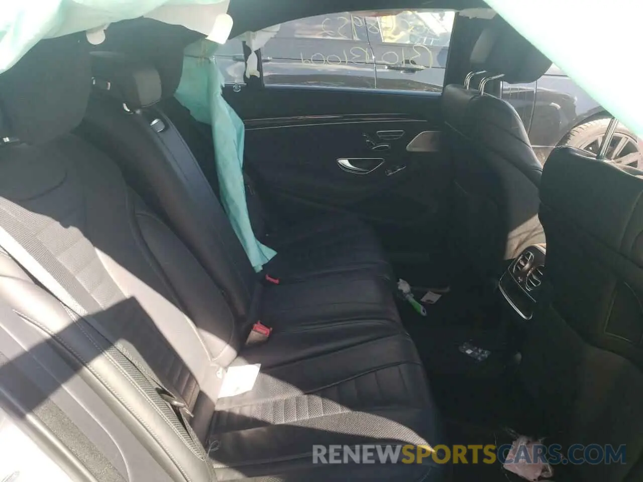 6 Photograph of a damaged car W1KUG8GB2LA569343 MERCEDES-BENZ S-CLASS 2020