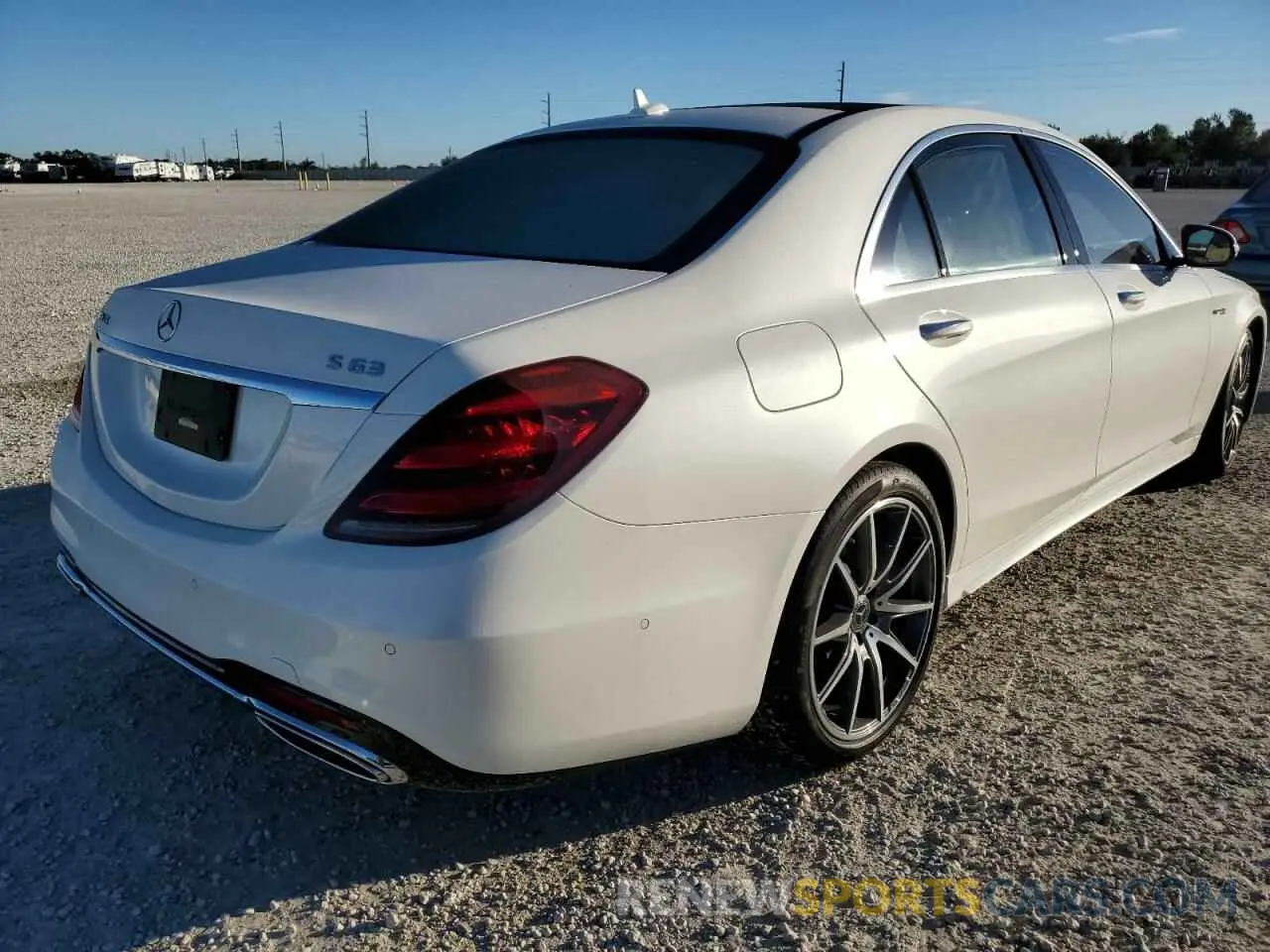 3 Photograph of a damaged car W1KUG8GB4LA558439 MERCEDES-BENZ S-CLASS 2020