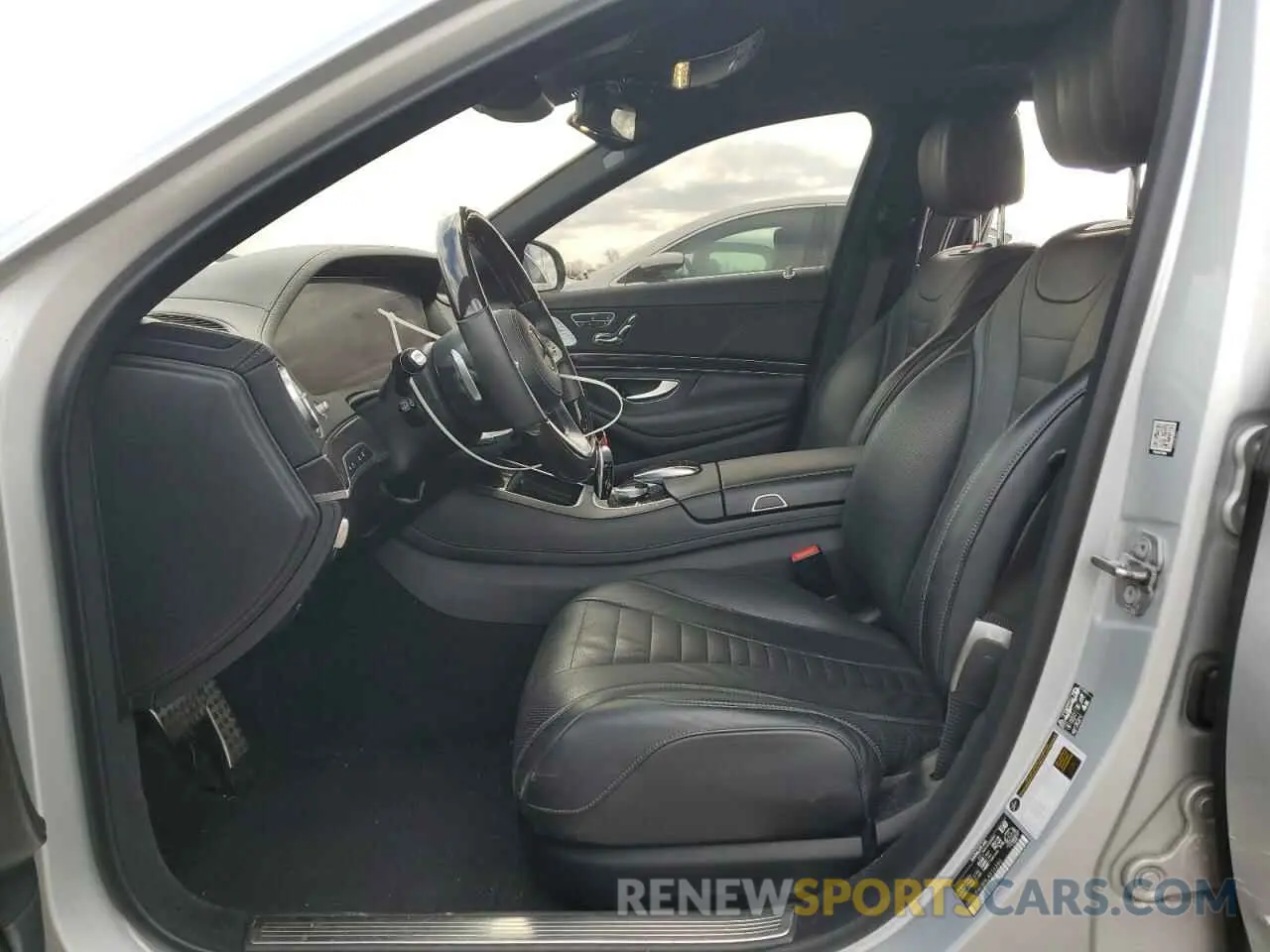 7 Photograph of a damaged car WDDUF8GB9LA516240 MERCEDES-BENZ S-CLASS 2020