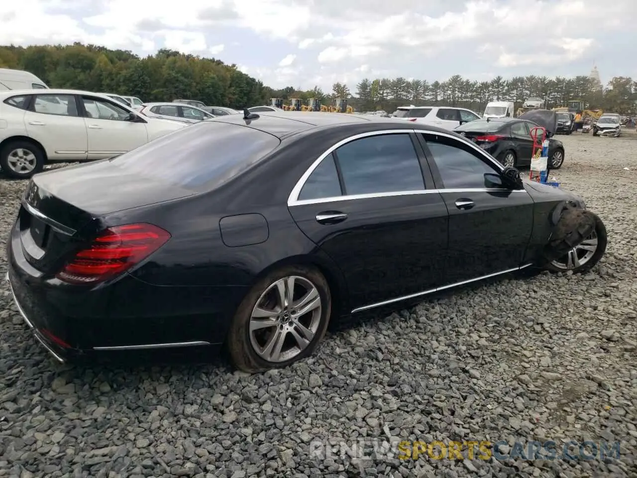 3 Фотография поврежденного автомобиля WDDUG6GB1LA523376 MERCEDES-BENZ S-CLASS 2020