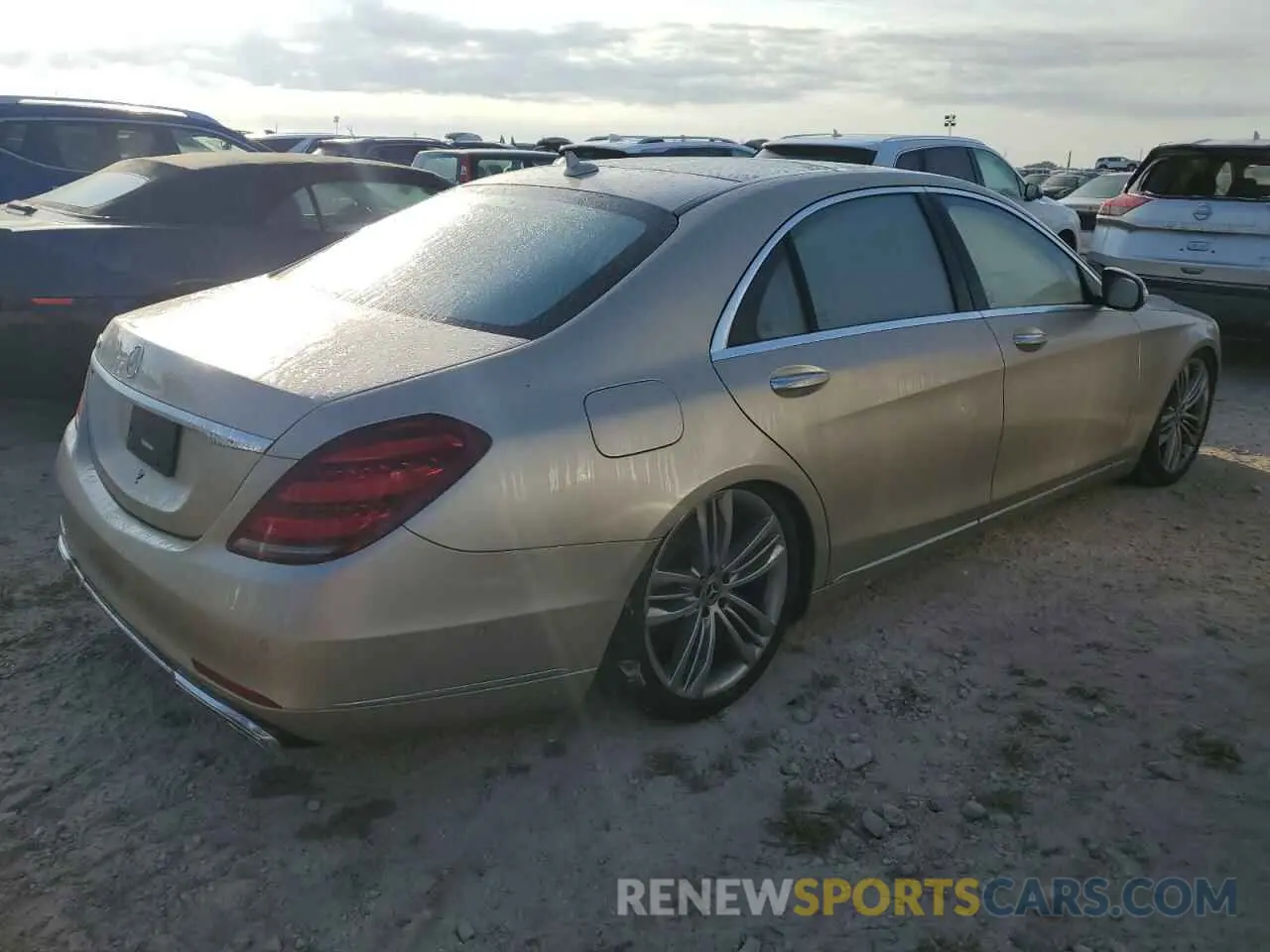 3 Фотография поврежденного автомобиля WDDUG8DB4LA517071 MERCEDES-BENZ S-CLASS 2020