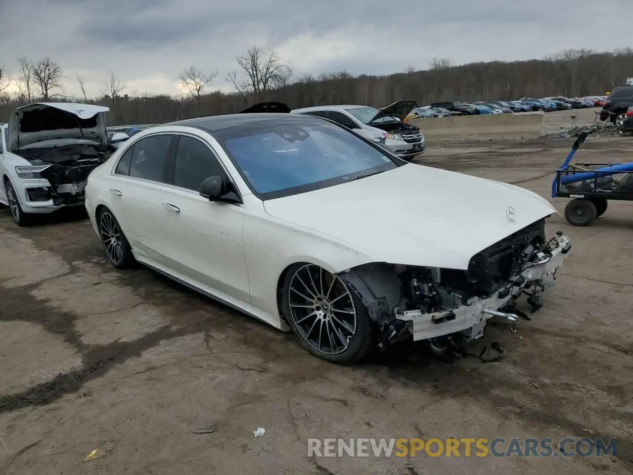 4 Фотография поврежденного автомобиля W1K6G7GB1MA043077 MERCEDES-BENZ S-CLASS 2021