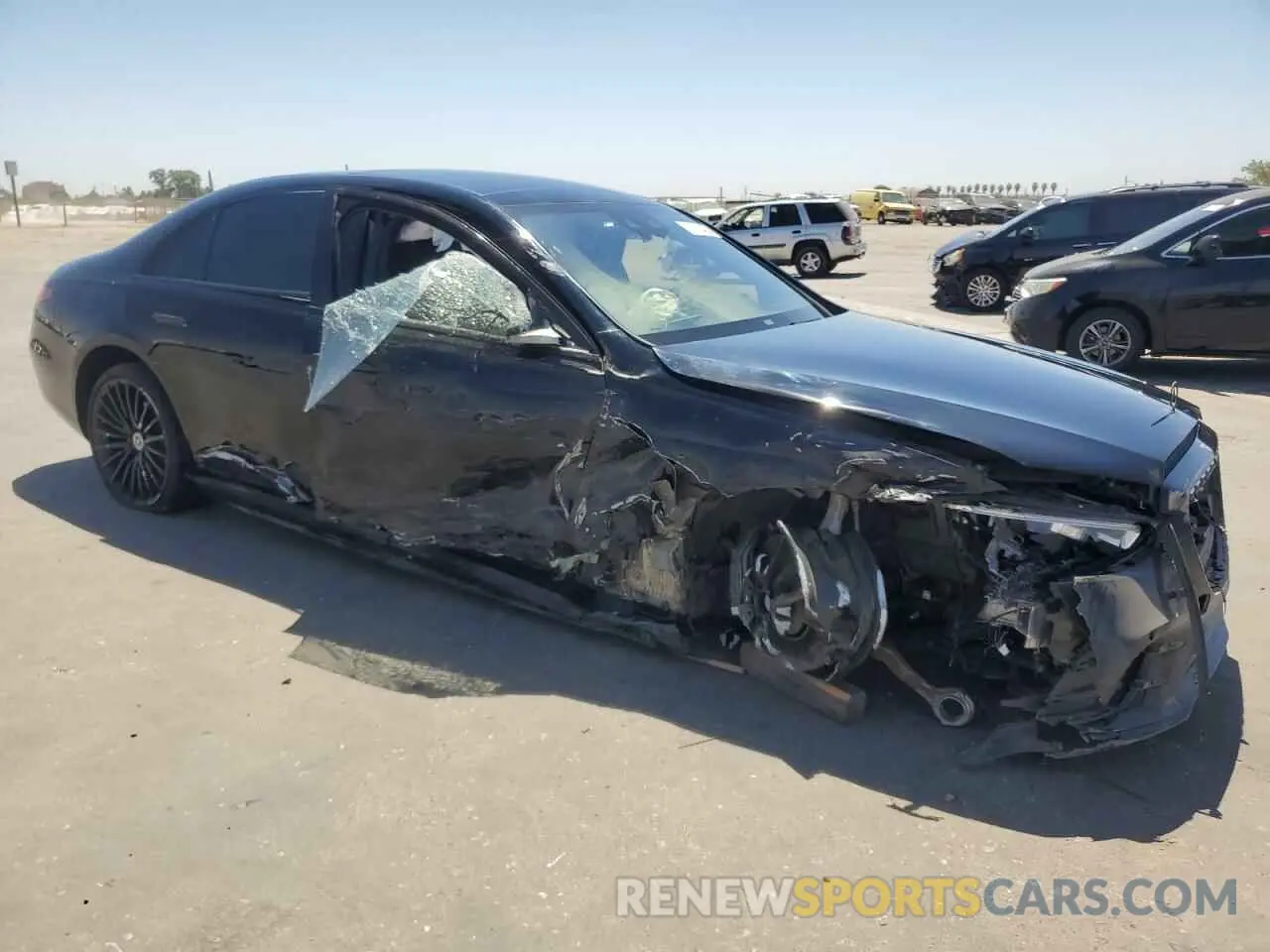 4 Photograph of a damaged car W1K6G6DB7NA165524 MERCEDES-BENZ S-CLASS 2022
