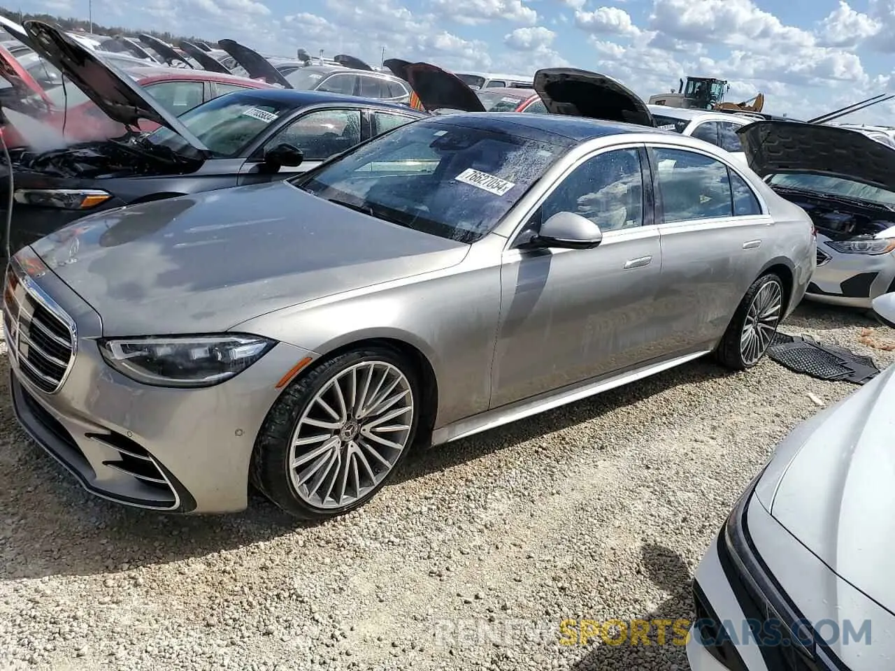 1 Фотография поврежденного автомобиля W1K6G6DB8NA090008 MERCEDES-BENZ S-CLASS 2022