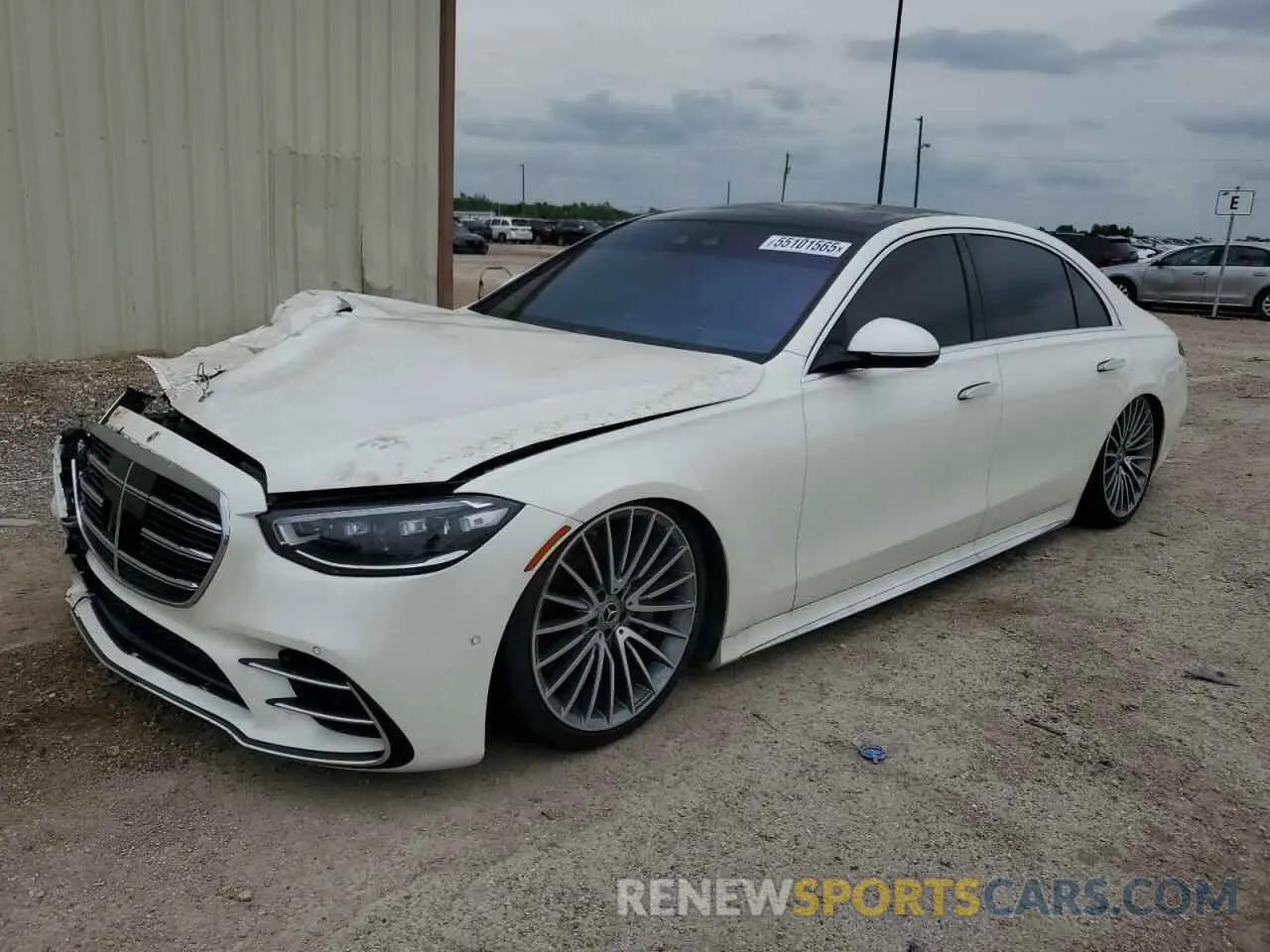 1 Фотография поврежденного автомобиля W1K6G6DBXNA166392 MERCEDES-BENZ S-CLASS 2022