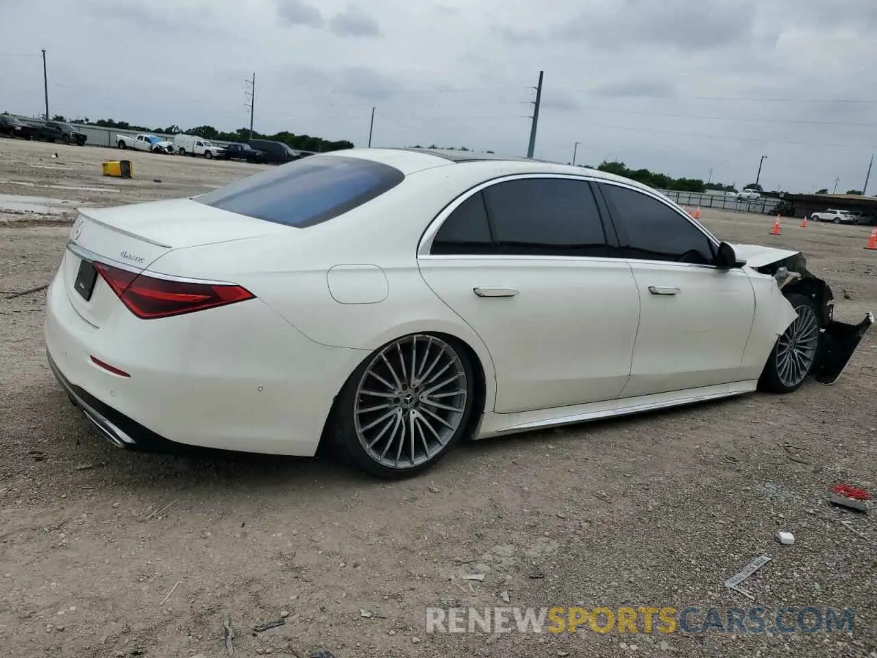3 Фотография поврежденного автомобиля W1K6G6DBXNA166392 MERCEDES-BENZ S-CLASS 2022