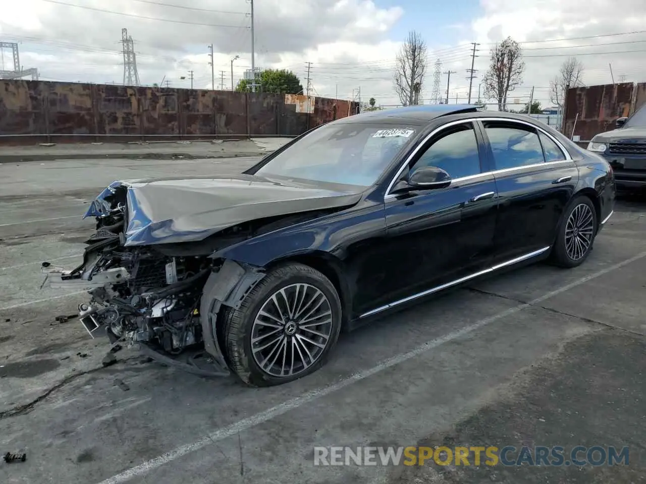 1 Фотография поврежденного автомобиля W1K6G7GB1NA121987 MERCEDES-BENZ S-CLASS 2022