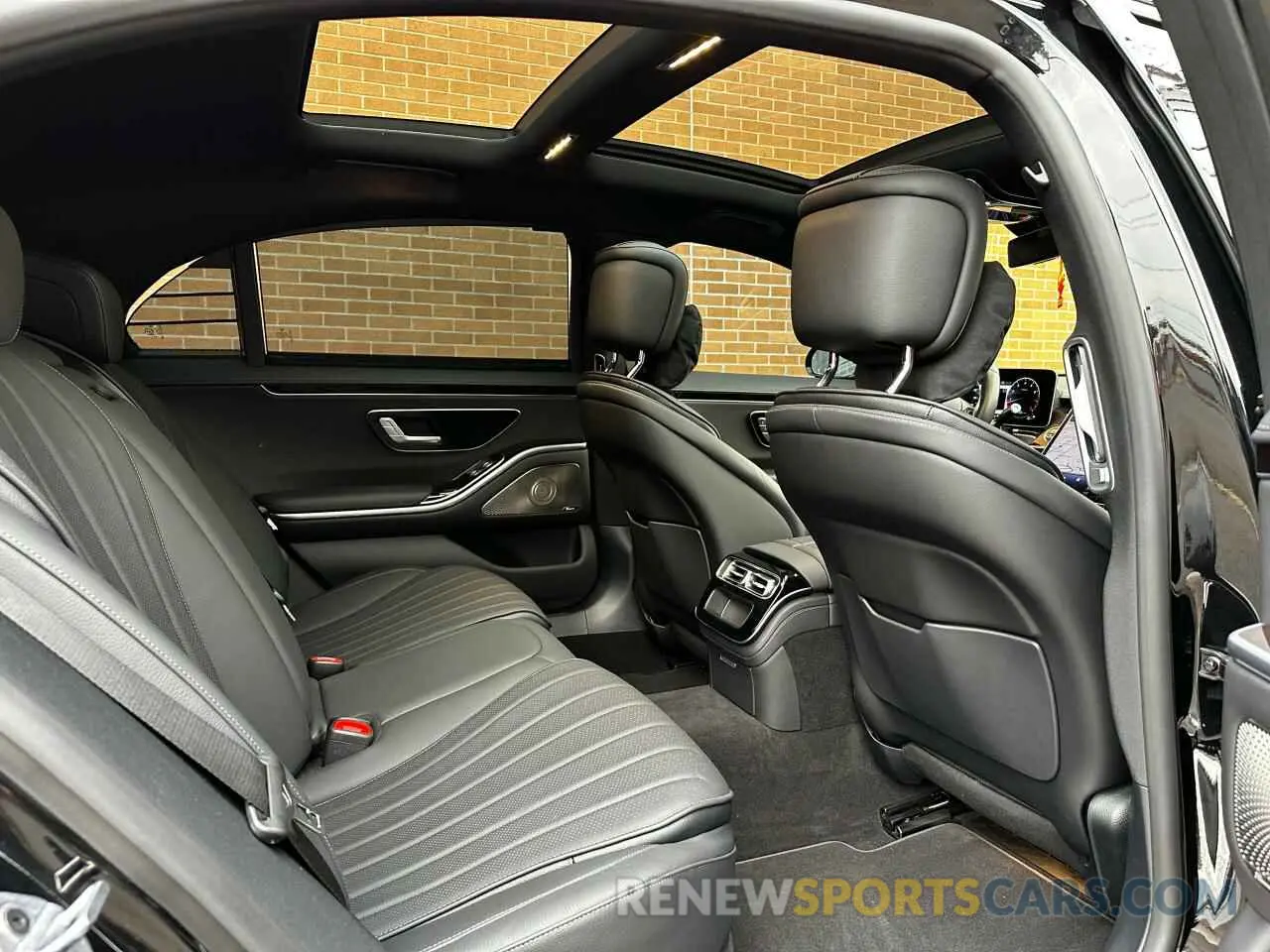7 Фотография поврежденного автомобиля W1K6G7GB4NA157687 MERCEDES-BENZ S-CLASS 2022