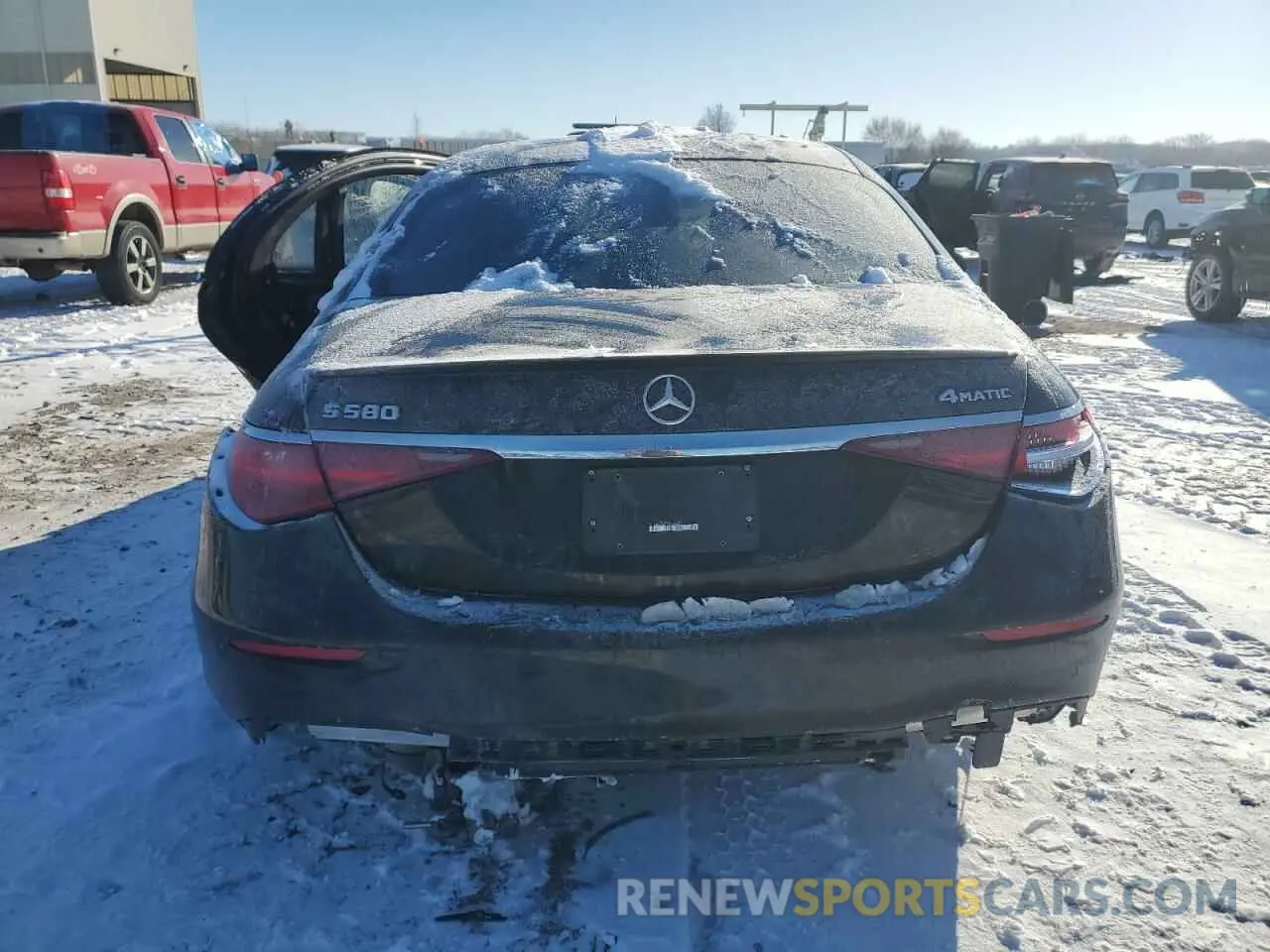 6 Photograph of a damaged car W1K6G7GB7NA158090 MERCEDES-BENZ S-CLASS 2022