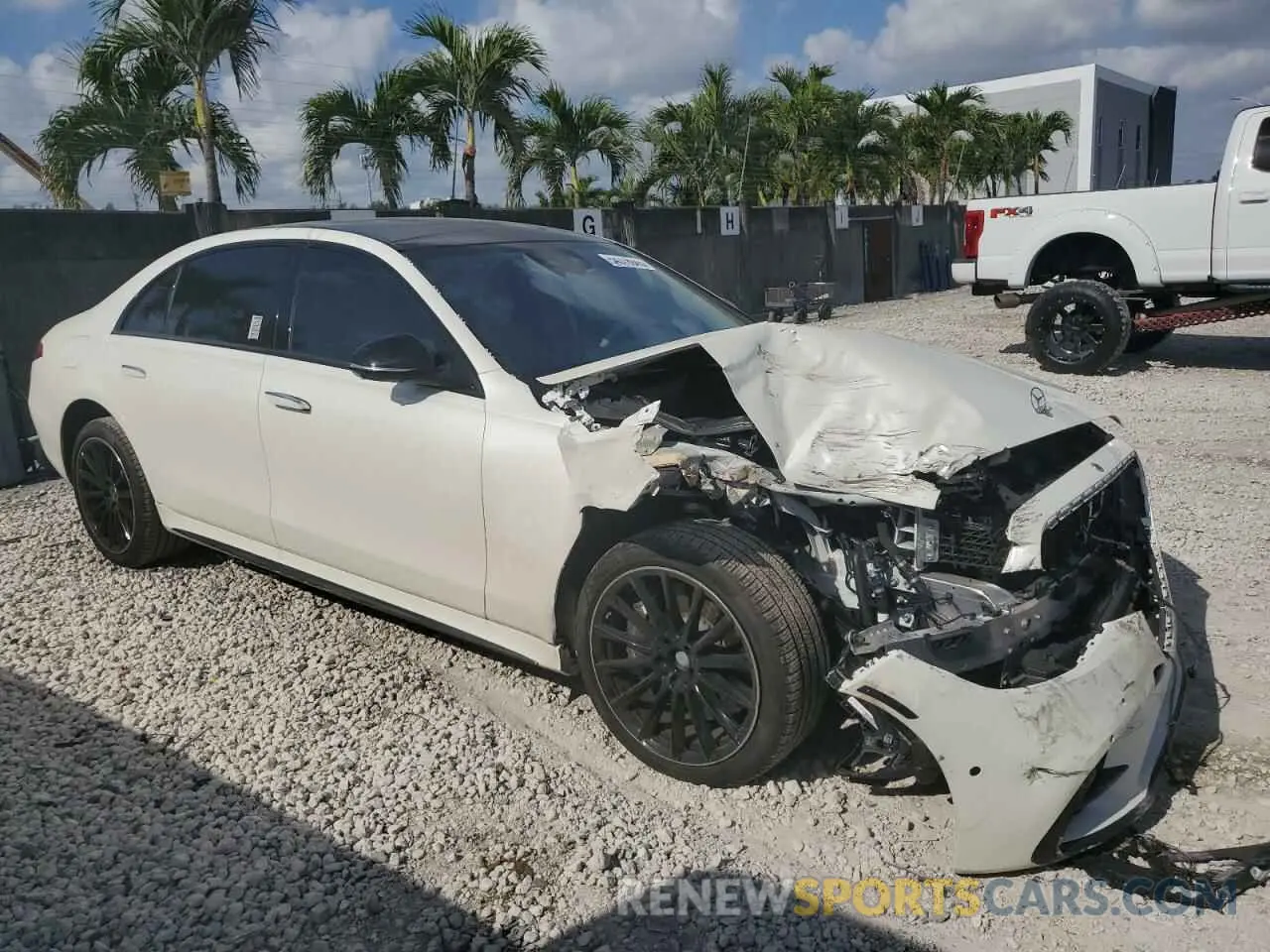 4 Photograph of a damaged car W1K6G7GB0PA176076 MERCEDES-BENZ S-CLASS 2023