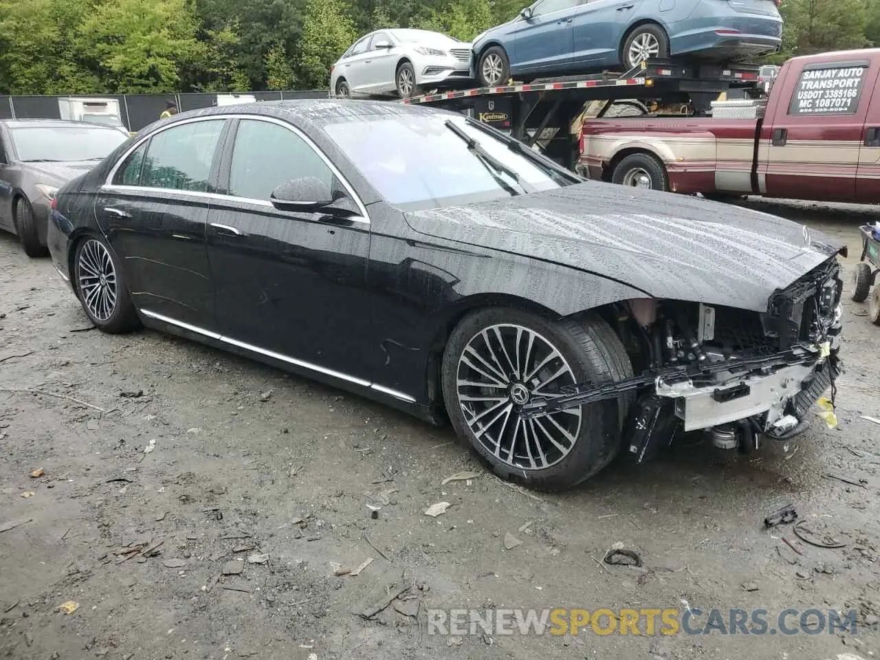 4 Photograph of a damaged car W1K6G7GB6RA275360 MERCEDES-BENZ S-CLASS 2024