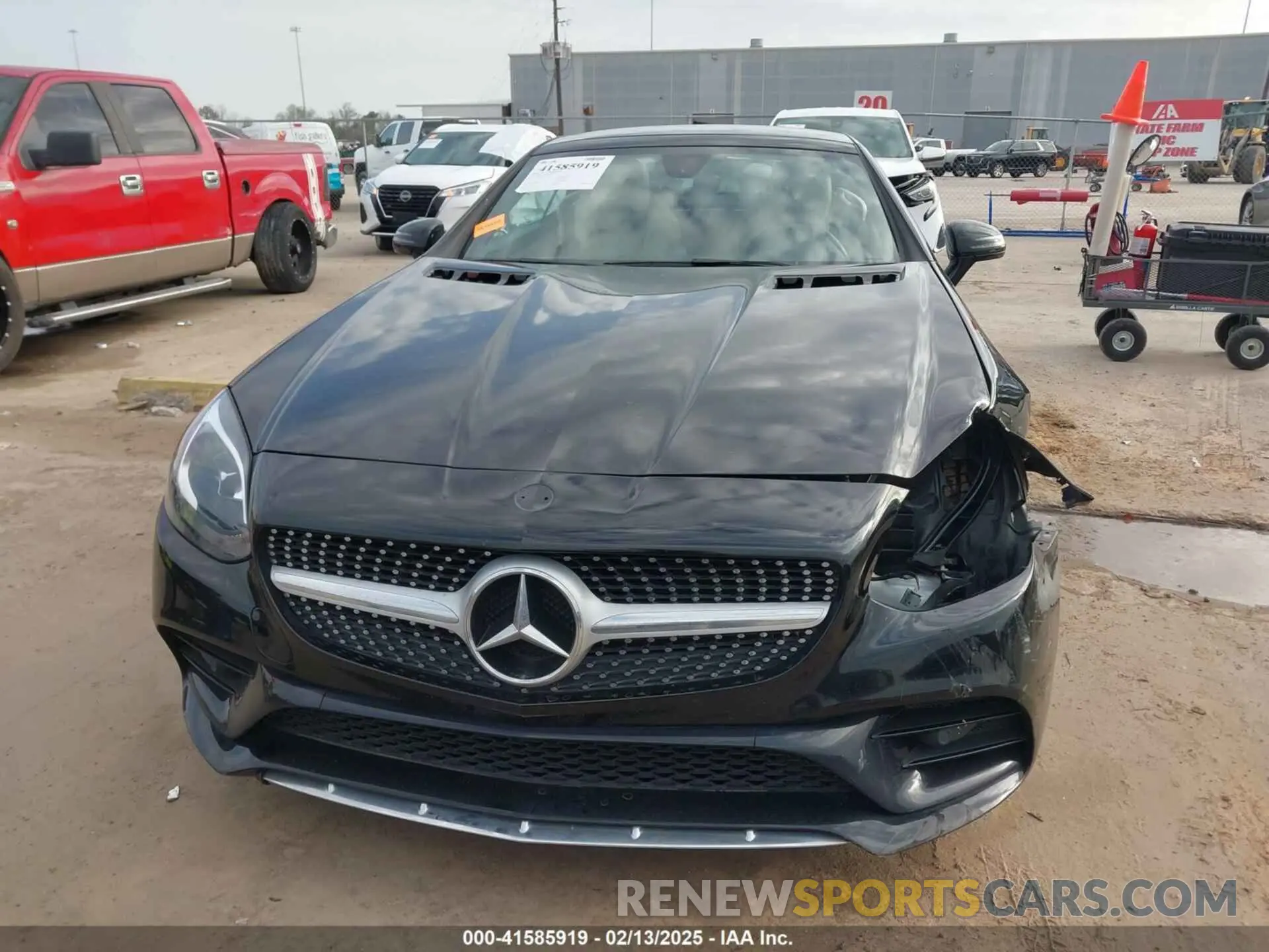 13 Photograph of a damaged car WDDPK3JA4KF159823 MERCEDES-BENZ SLC 300 2019