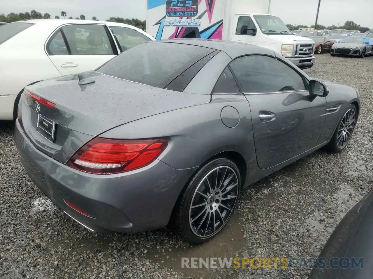 3 Фотография поврежденного автомобиля W1KPK3JA0LF172375 MERCEDES-BENZ SLC-CLASS 2020