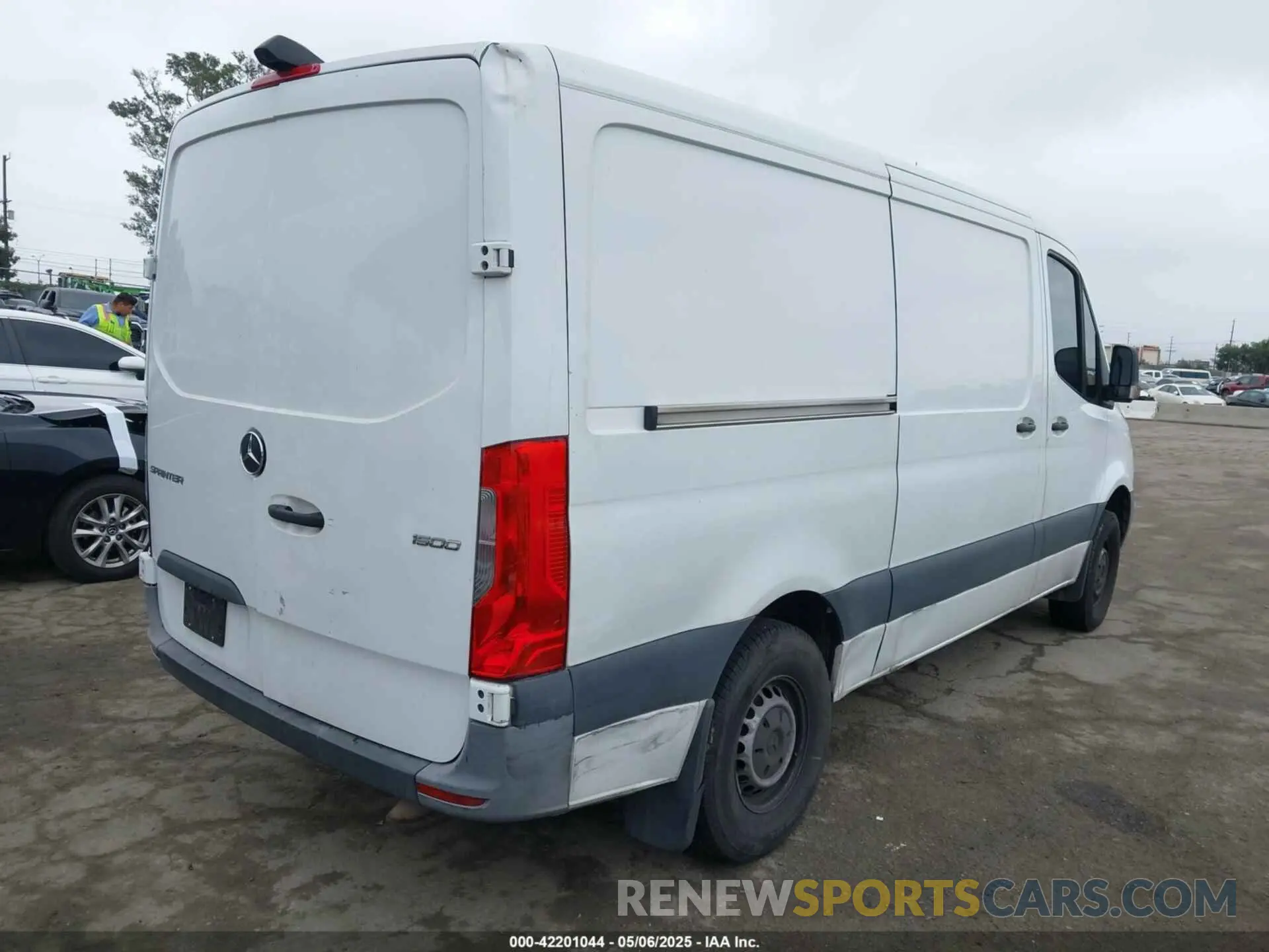 4 Photograph of a damaged car W1Y70BGY9LT032479 MERCEDES-BENZ SPRINTER 1500 2020