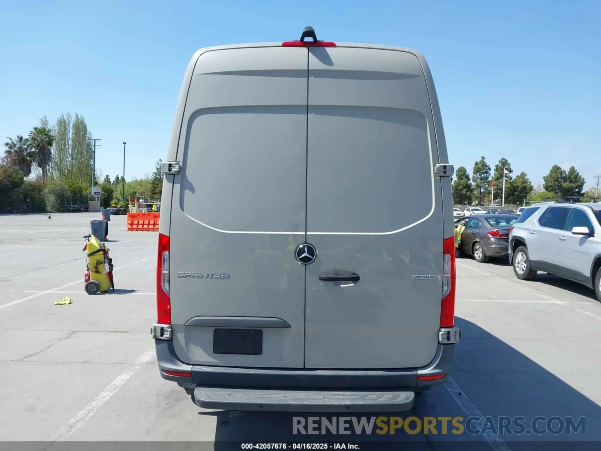 17 Photograph of a damaged car W1Y70BGY5NT095162 MERCEDES-BENZ SPRINTER 1500 2022