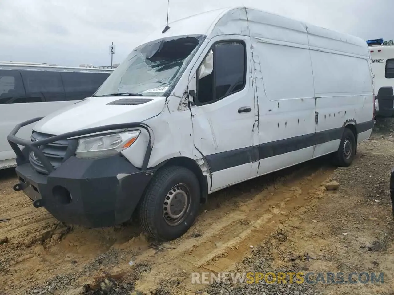 1 Photograph of a damaged car WD3PF1CD2KP045561 MERCEDES-BENZ SPRINTER 2019