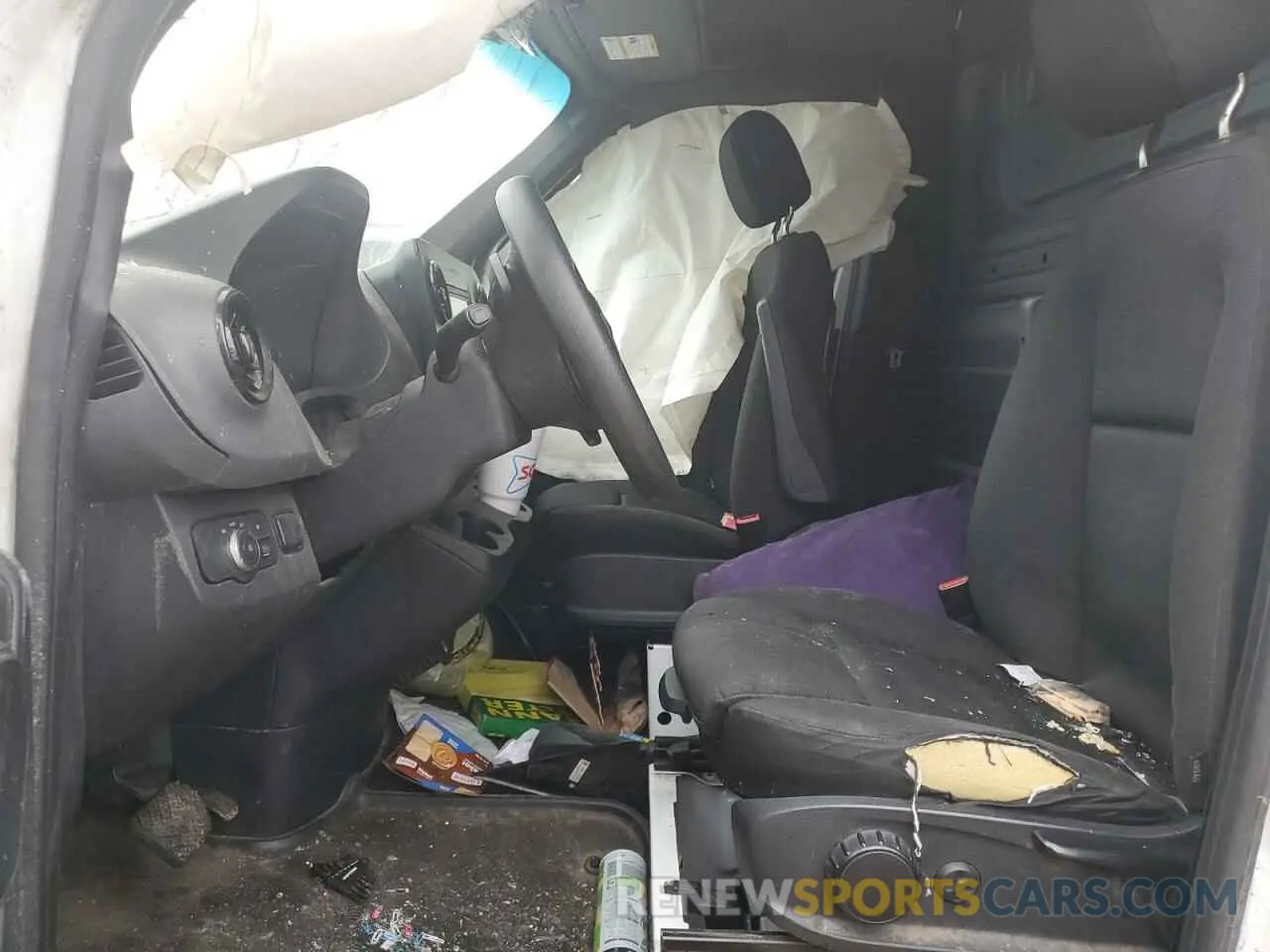 7 Photograph of a damaged car WD3PF1CD2KP045561 MERCEDES-BENZ SPRINTER 2019