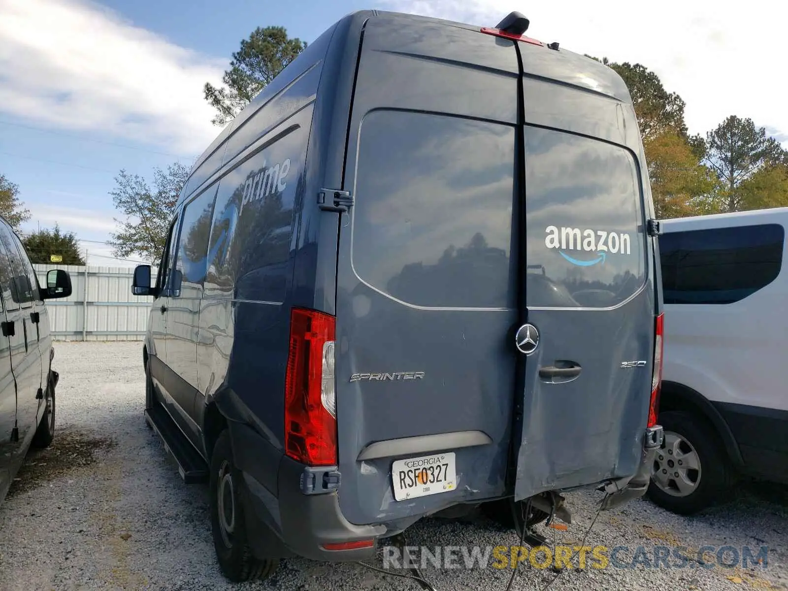 3 Photograph of a damaged car WD4PF0CD1KP064690 MERCEDES-BENZ SPRINTER 2019