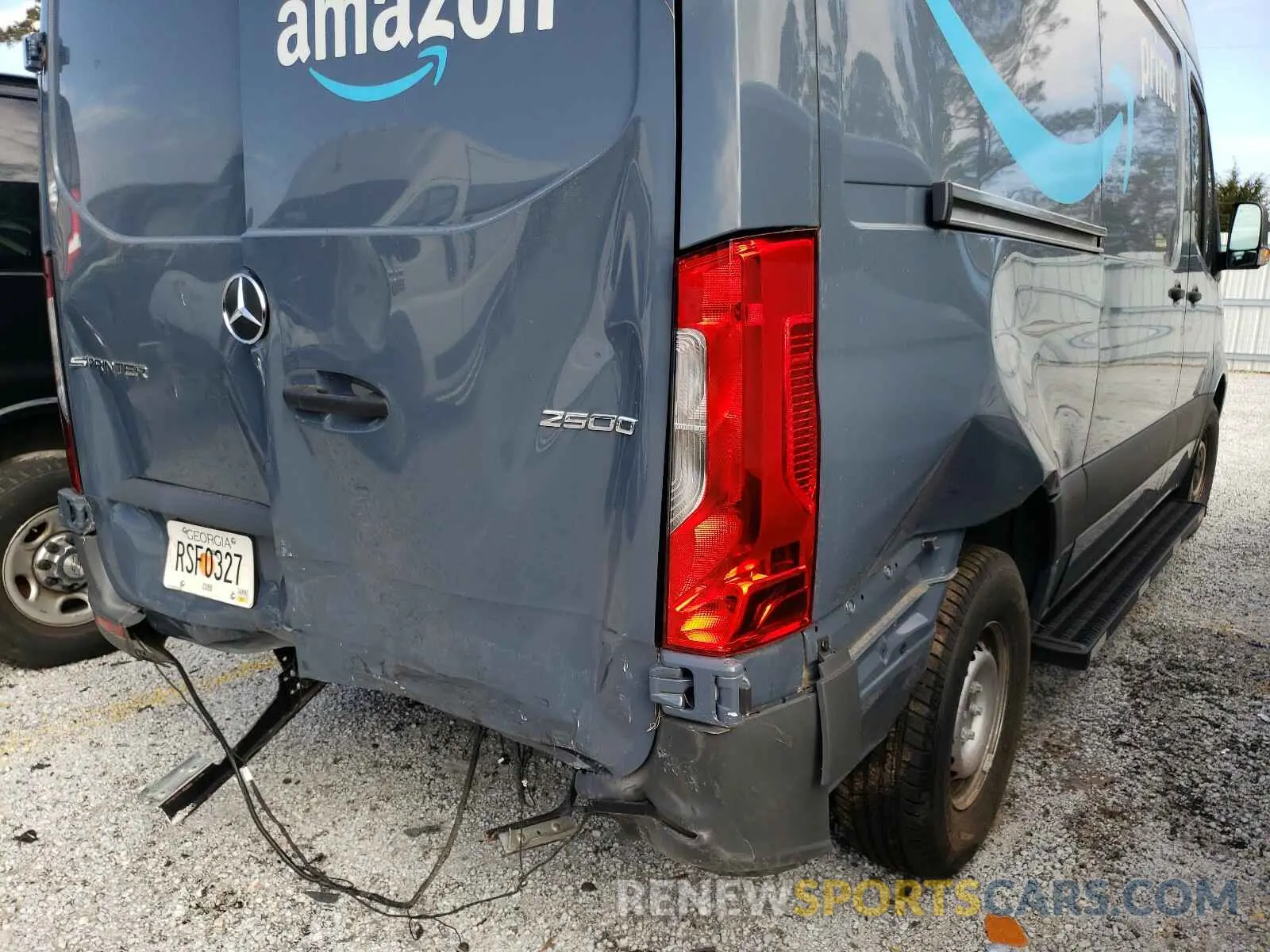 9 Photograph of a damaged car WD4PF0CD1KP064690 MERCEDES-BENZ SPRINTER 2019