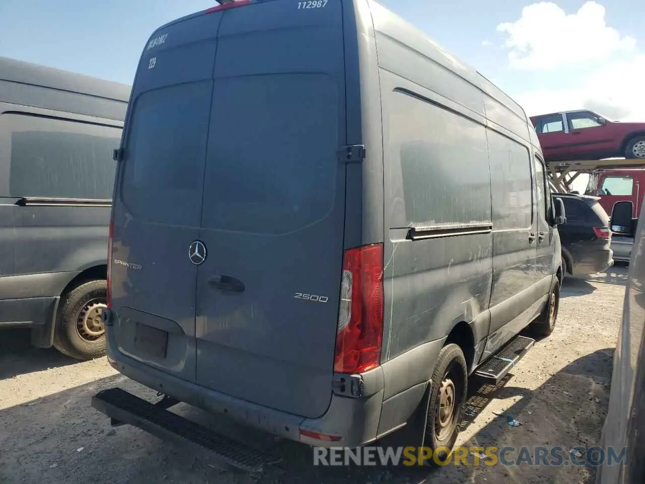 3 Фотография поврежденного автомобиля WD4PF0CD7KP083888 MERCEDES-BENZ SPRINTER 2019