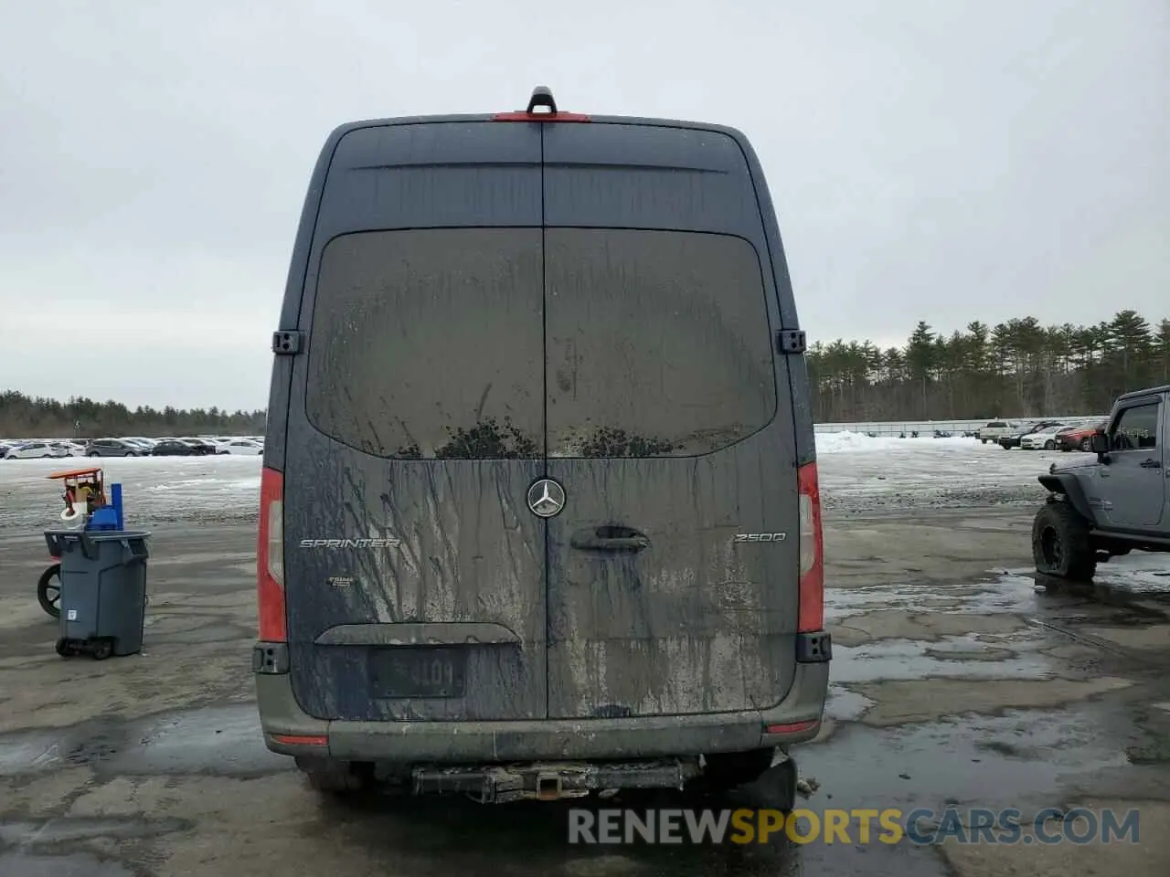 6 Photograph of a damaged car WD4PF0CDXKP089829 MERCEDES-BENZ SPRINTER 2019