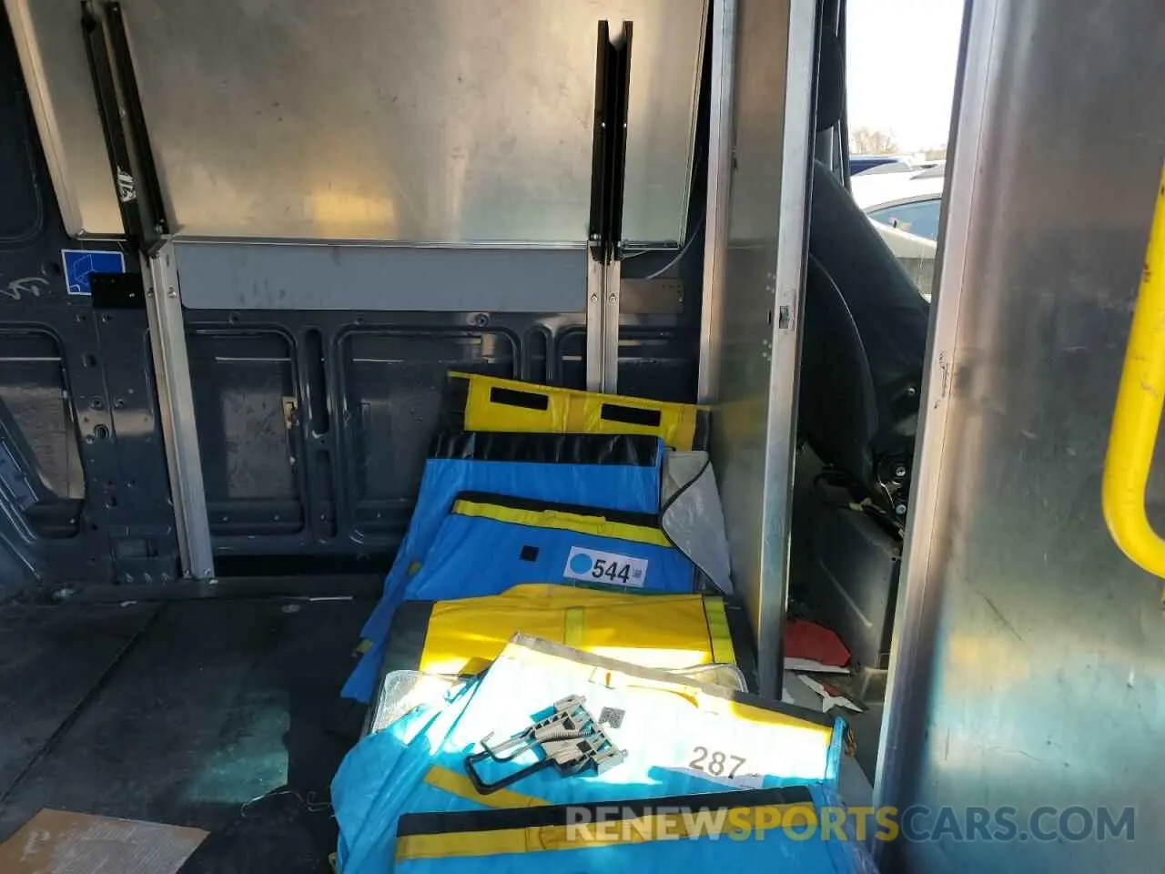 11 Фотография поврежденного автомобиля WD4PF0CDXKT004656 MERCEDES-BENZ SPRINTER 2019