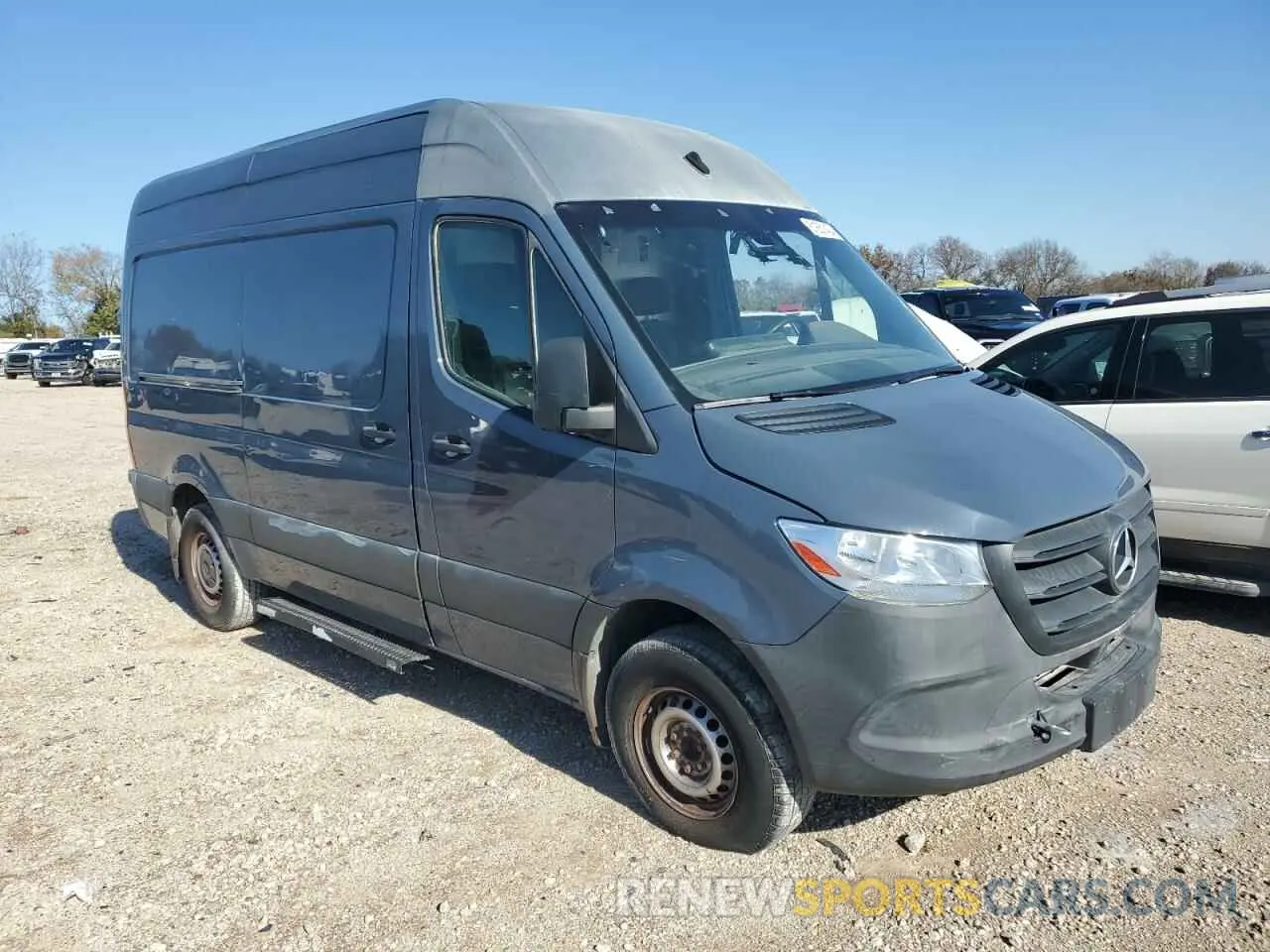 4 Фотография поврежденного автомобиля WD4PF0CDXKT004656 MERCEDES-BENZ SPRINTER 2019