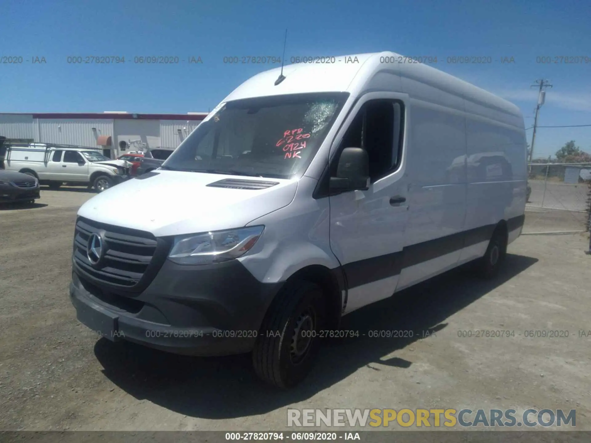 2 Photograph of a damaged car WD4PF1CD0KP070924 MERCEDES-BENZ SPRINTER 2019