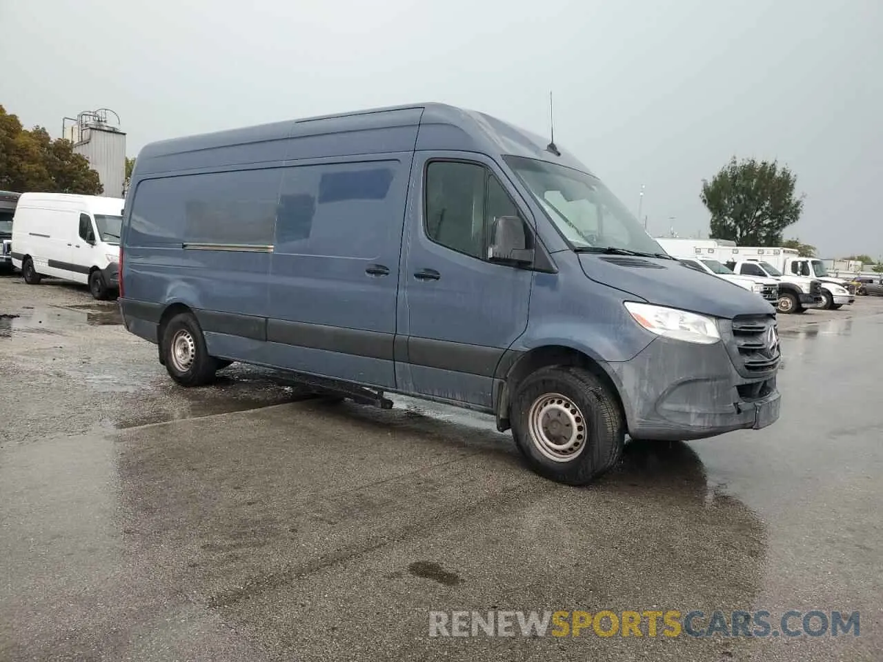 4 Фотография поврежденного автомобиля WD4PF1CDXKP147802 MERCEDES-BENZ SPRINTER 2019