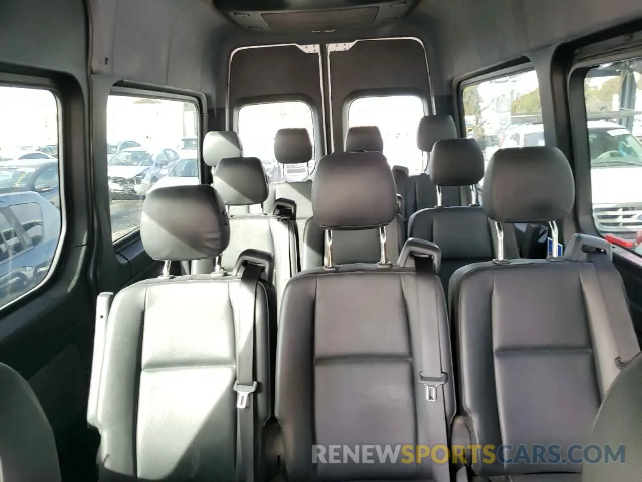 10 Фотография поврежденного автомобиля WDZPF0CD8KP124460 MERCEDES-BENZ SPRINTER 2019
