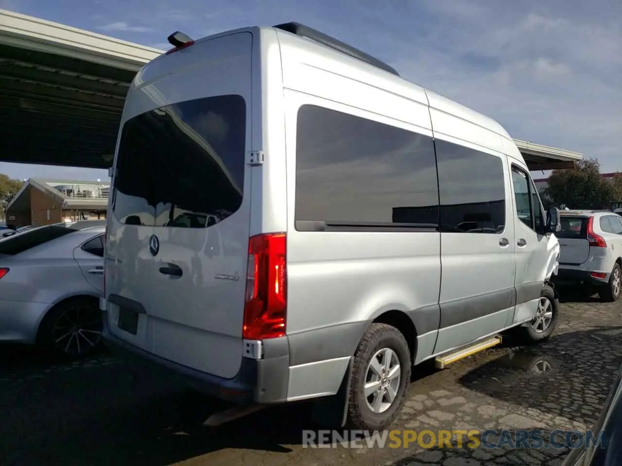 3 Фотография поврежденного автомобиля WDZPF0CD8KP124460 MERCEDES-BENZ SPRINTER 2019