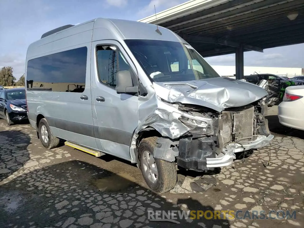 4 Фотография поврежденного автомобиля WDZPF0CD8KP124460 MERCEDES-BENZ SPRINTER 2019