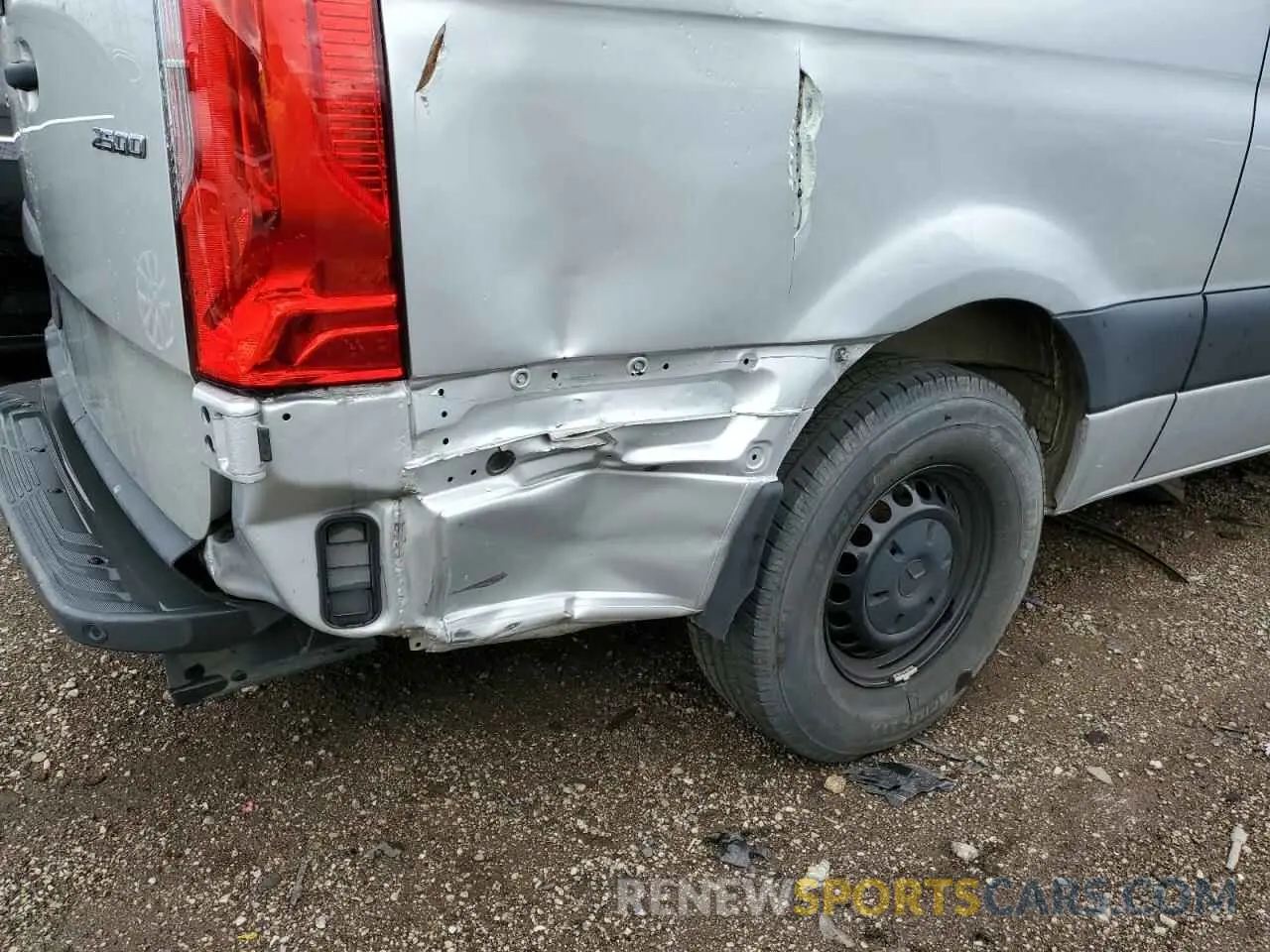 9 Photograph of a damaged car W1W4EBHY9LT039203 MERCEDES-BENZ SPRINTER 2020
